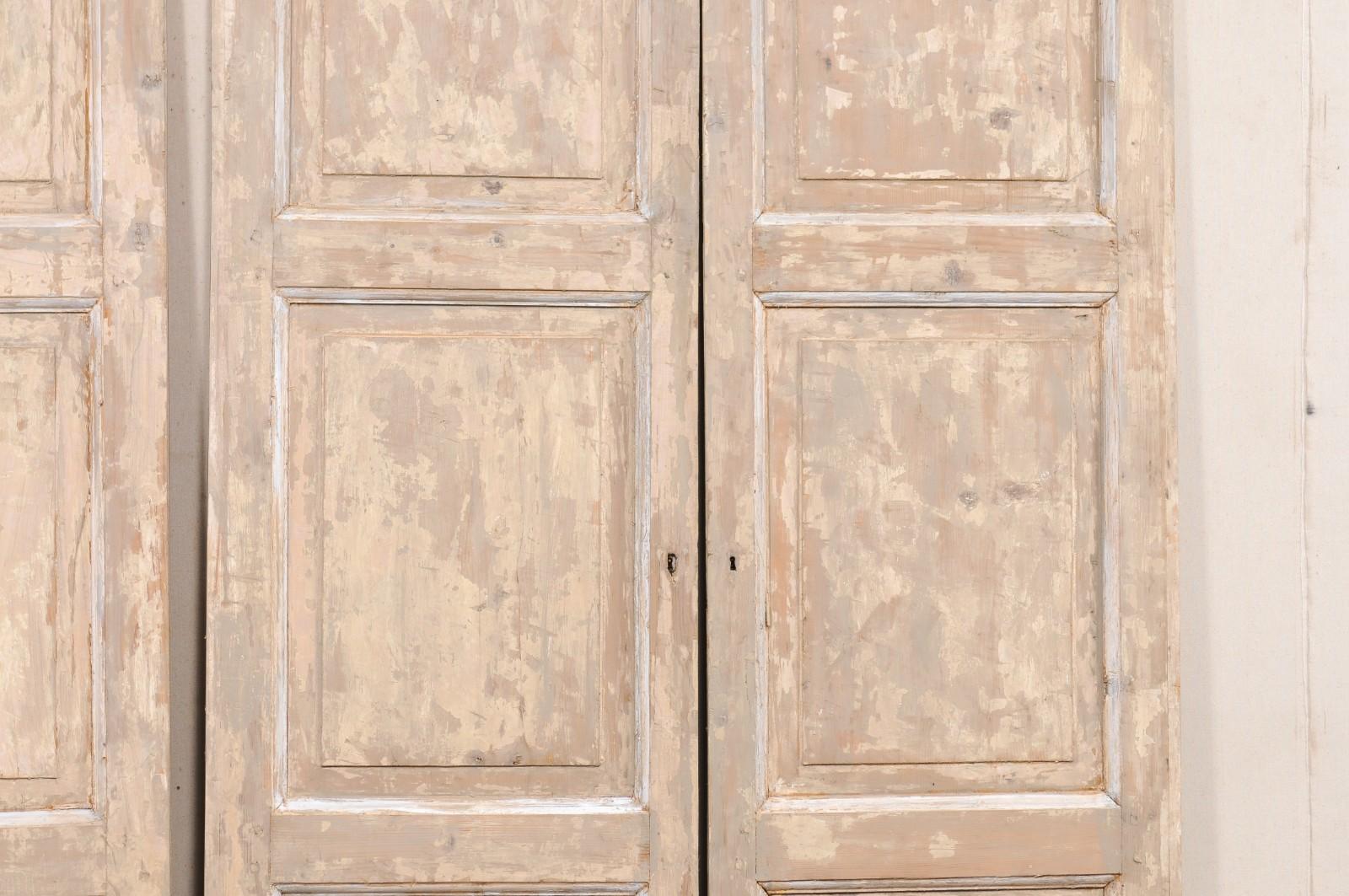 Set di due coppie di porte francesi a pannello rialzato del XIX secolo (4 porte in totale) in vendita 4