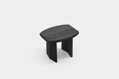 Ensemble de deux tables d'appoint et de chevet Peana en bois teinté noir par Joel Escalona