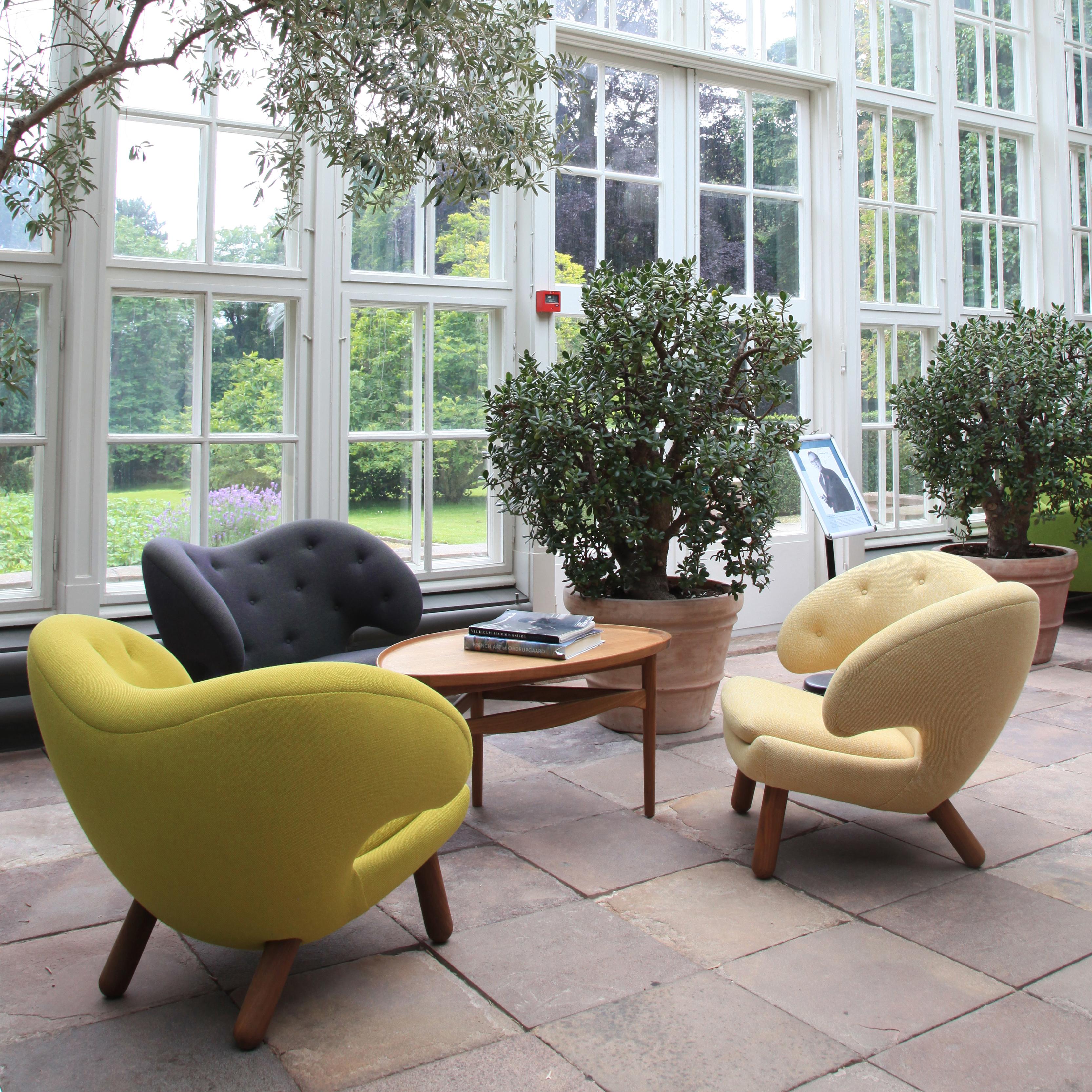 Set of Two Pelican Chairs in Garnet Kvadrat Remix and Wood by Finn Juhl 3