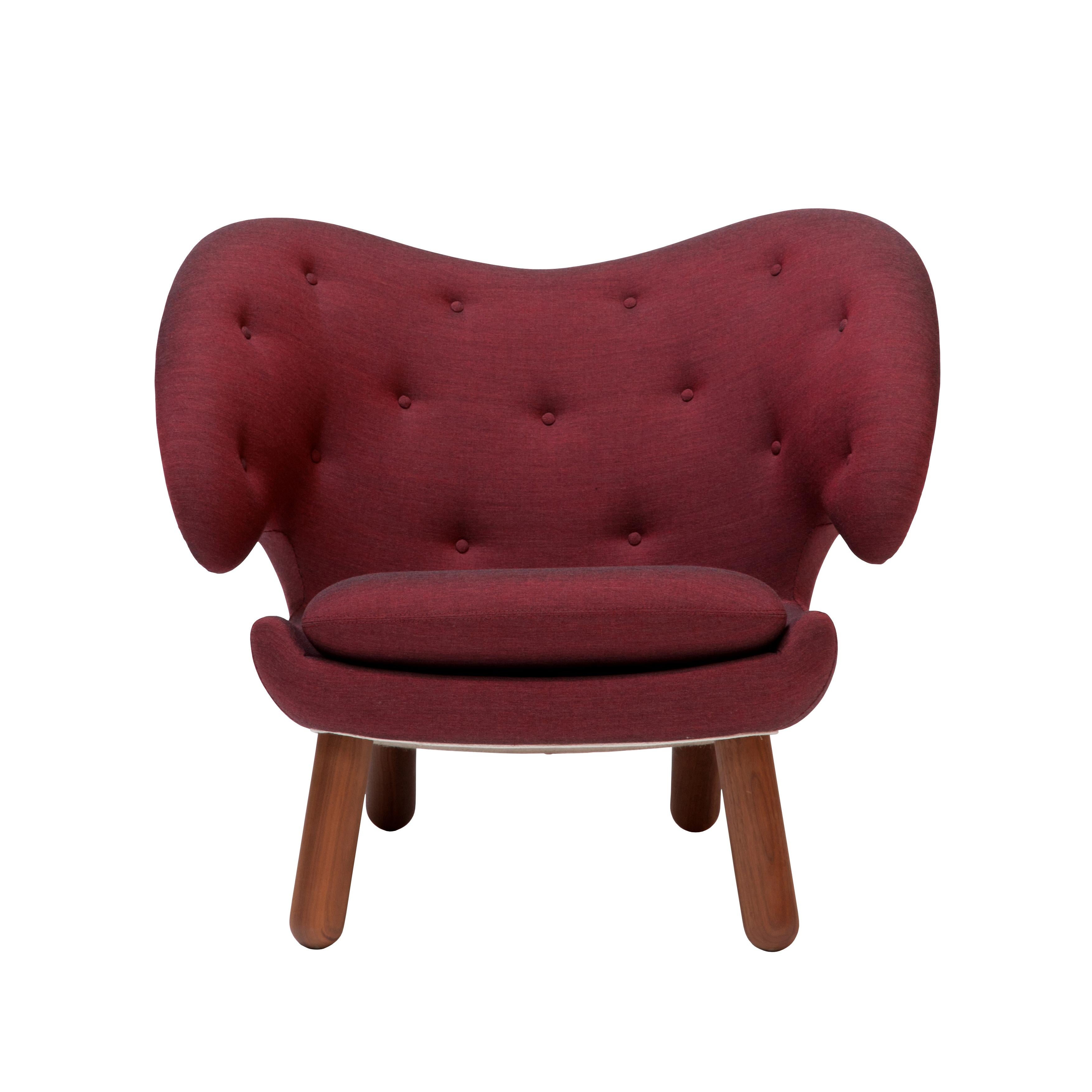 Fabric Set of Two Pelican Chairs in Garnet Kvadrat Remix and Wood by Finn Juhl