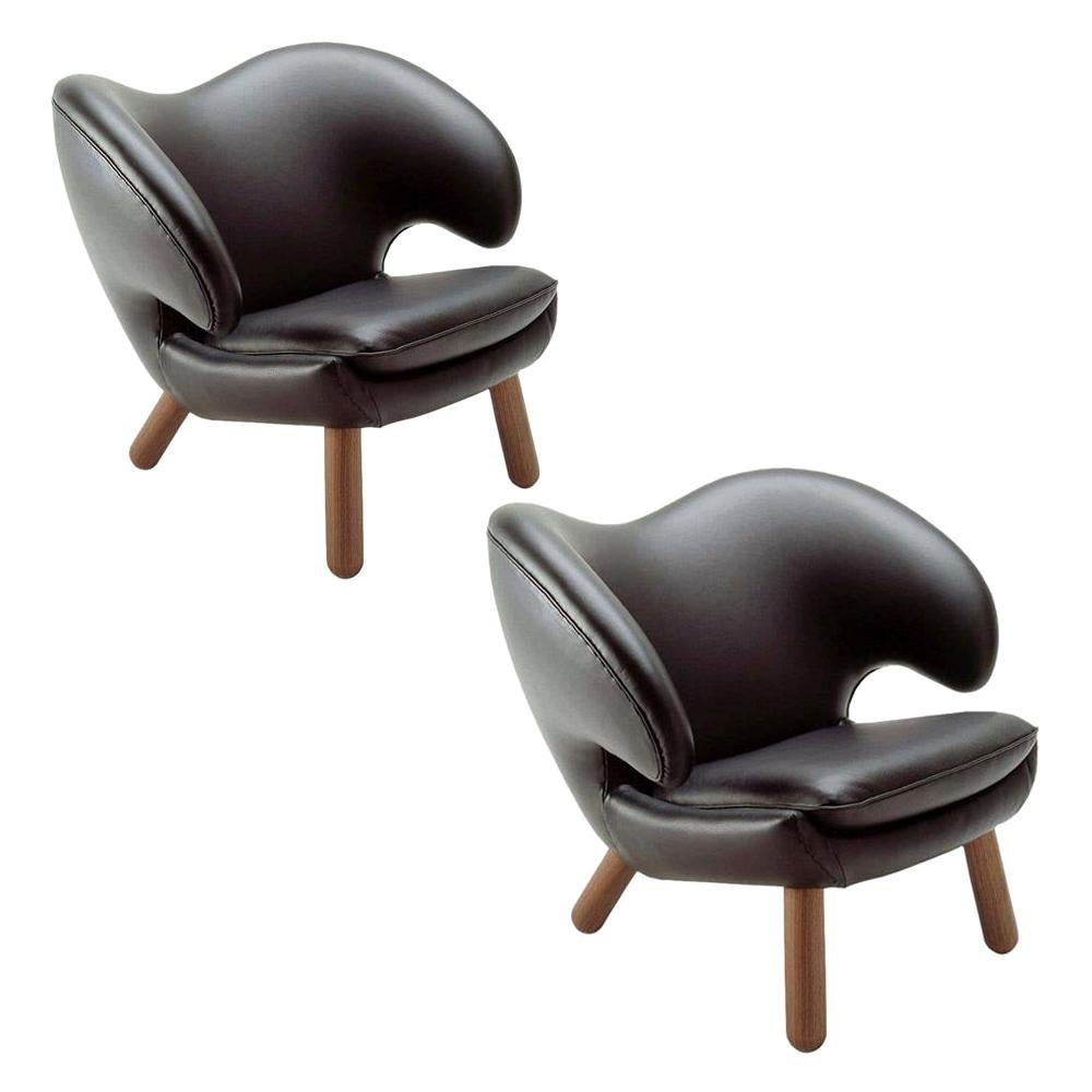 Set of Two Pelican Chairs in Leather and Wood by Finn Juhl