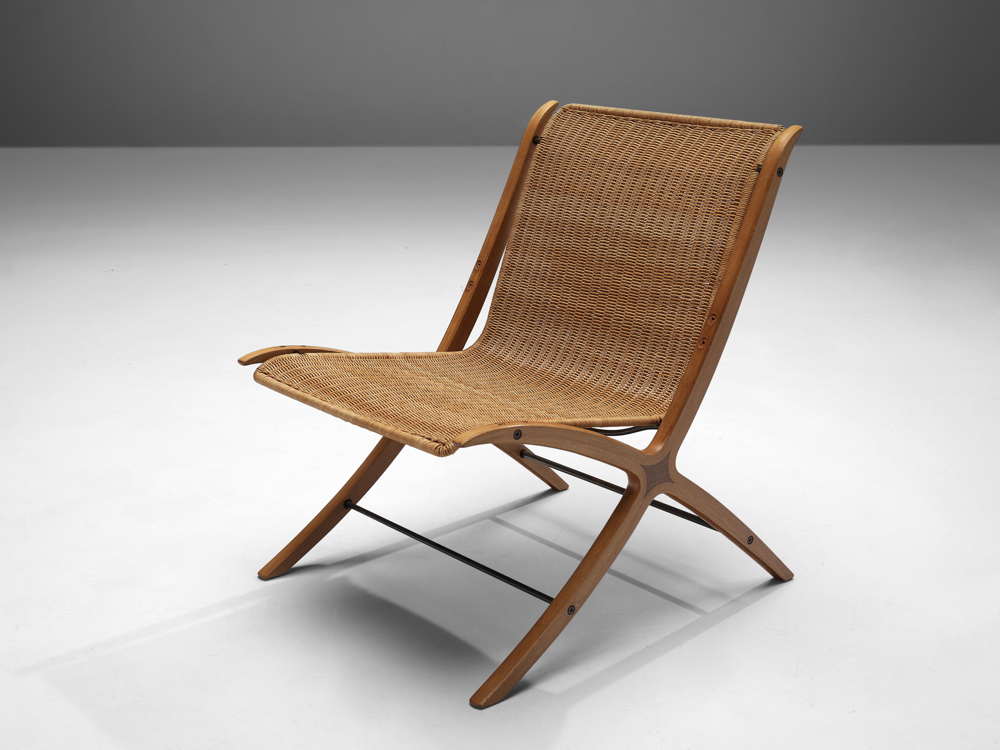 Private listing for Michelle: Set of two ''X-Chairs'' In condizioni buone in vendita a Waalwijk, NL