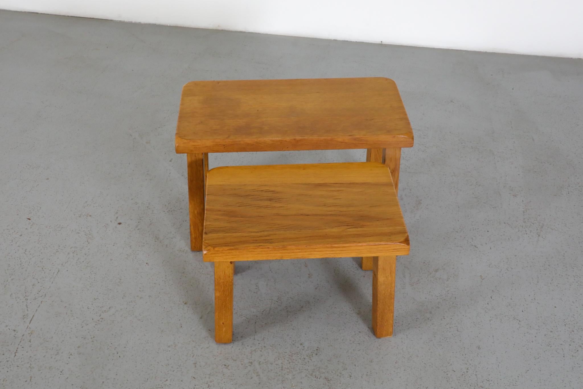 Set of Two Pierre Chapo Inspired Blonde Oak Brutalist Nesting Tables For Sale 5