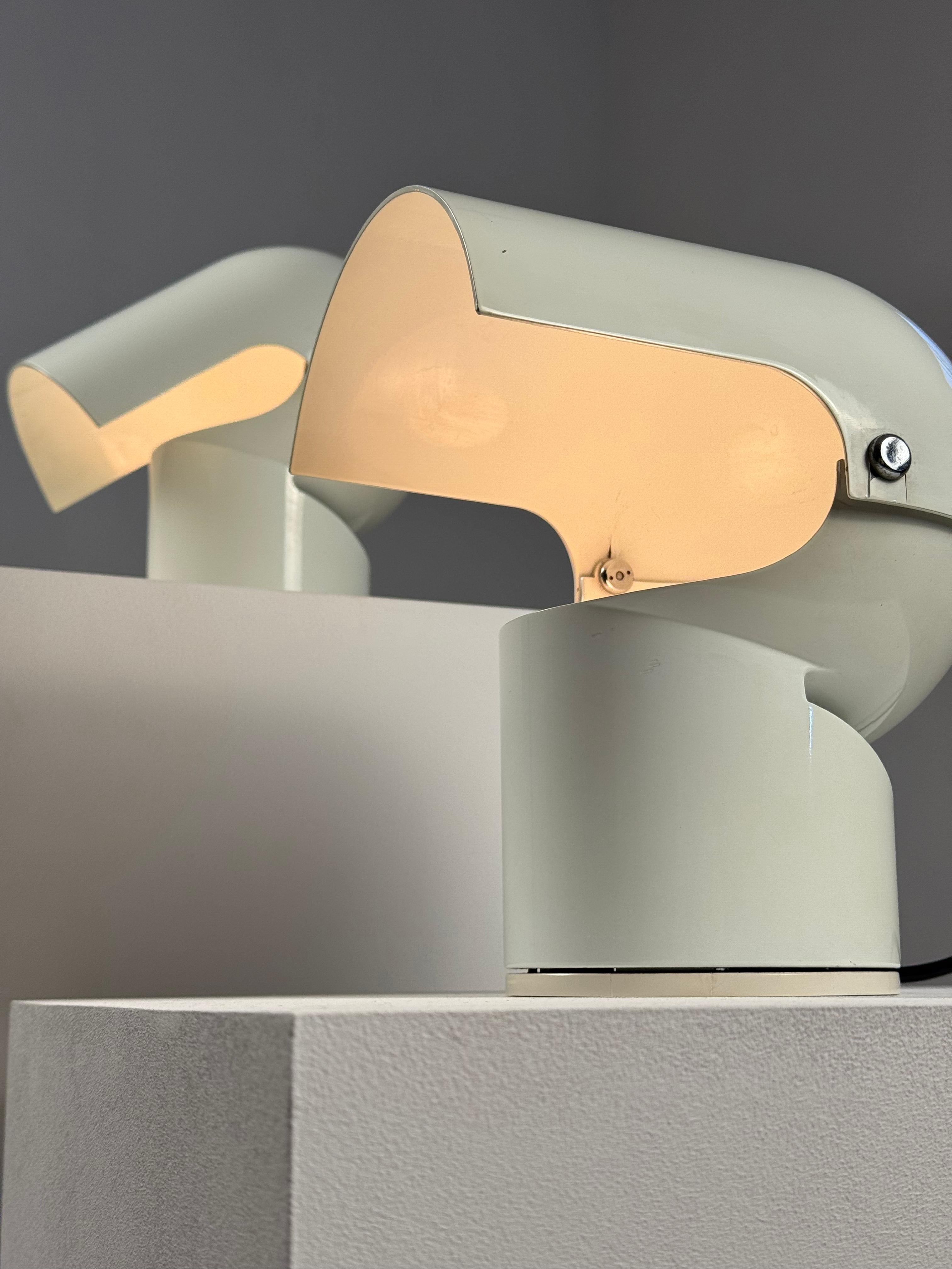Set di due lampade da tavolo Pileino disegnate da Gae Aulenti per Artemide, Italia 1972 In condizioni buone a Milano, IT