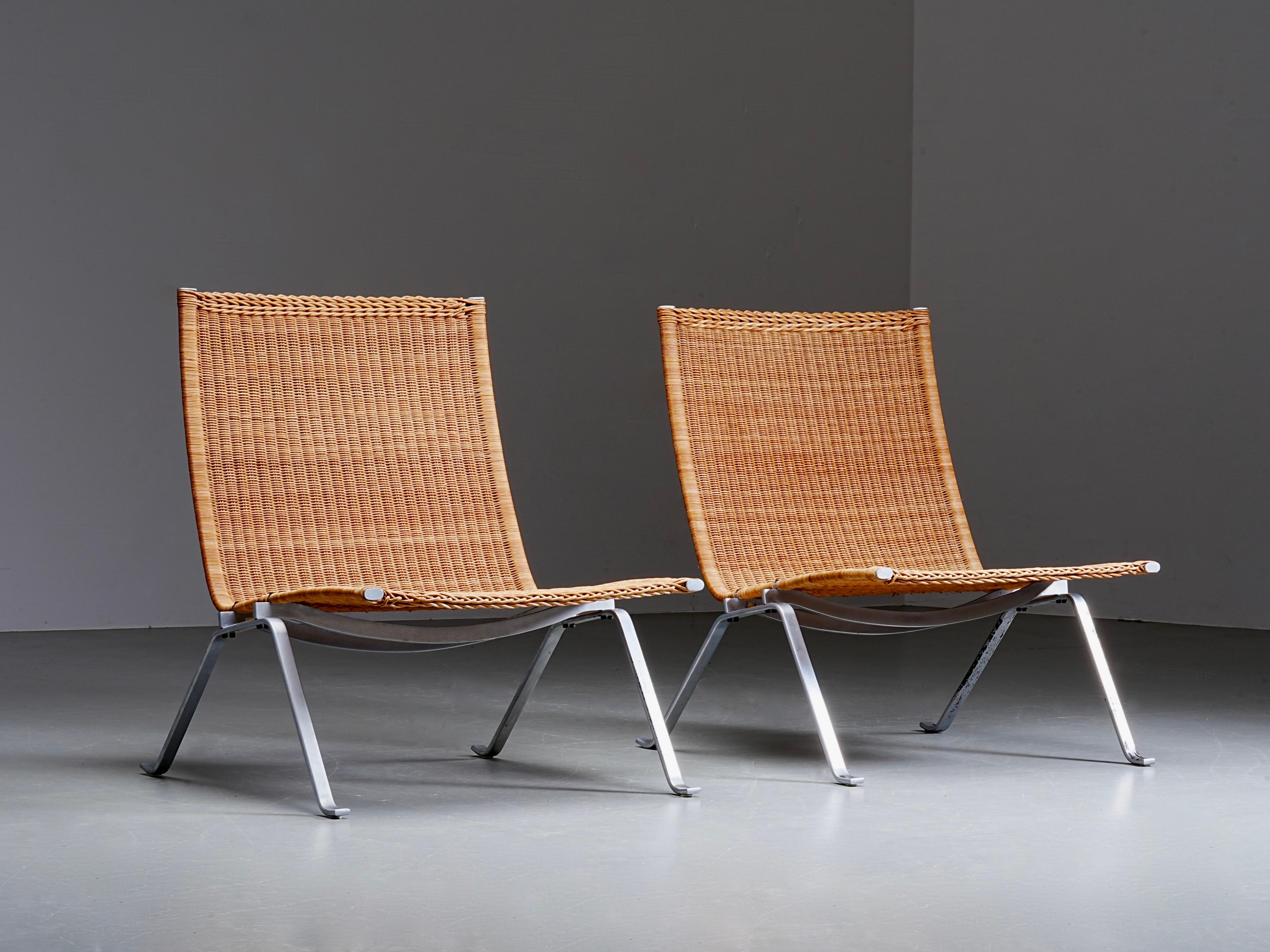 Set of Two PK 22 Chairs by Poul Kjaerholm, Denmark, 1955.

A rare early set of PK22 lounge chairs by Poul Kjærholm, produced by E. Kold Christensen before the manufacturing was taken over by Fritz Hansen. These are early examples with their original