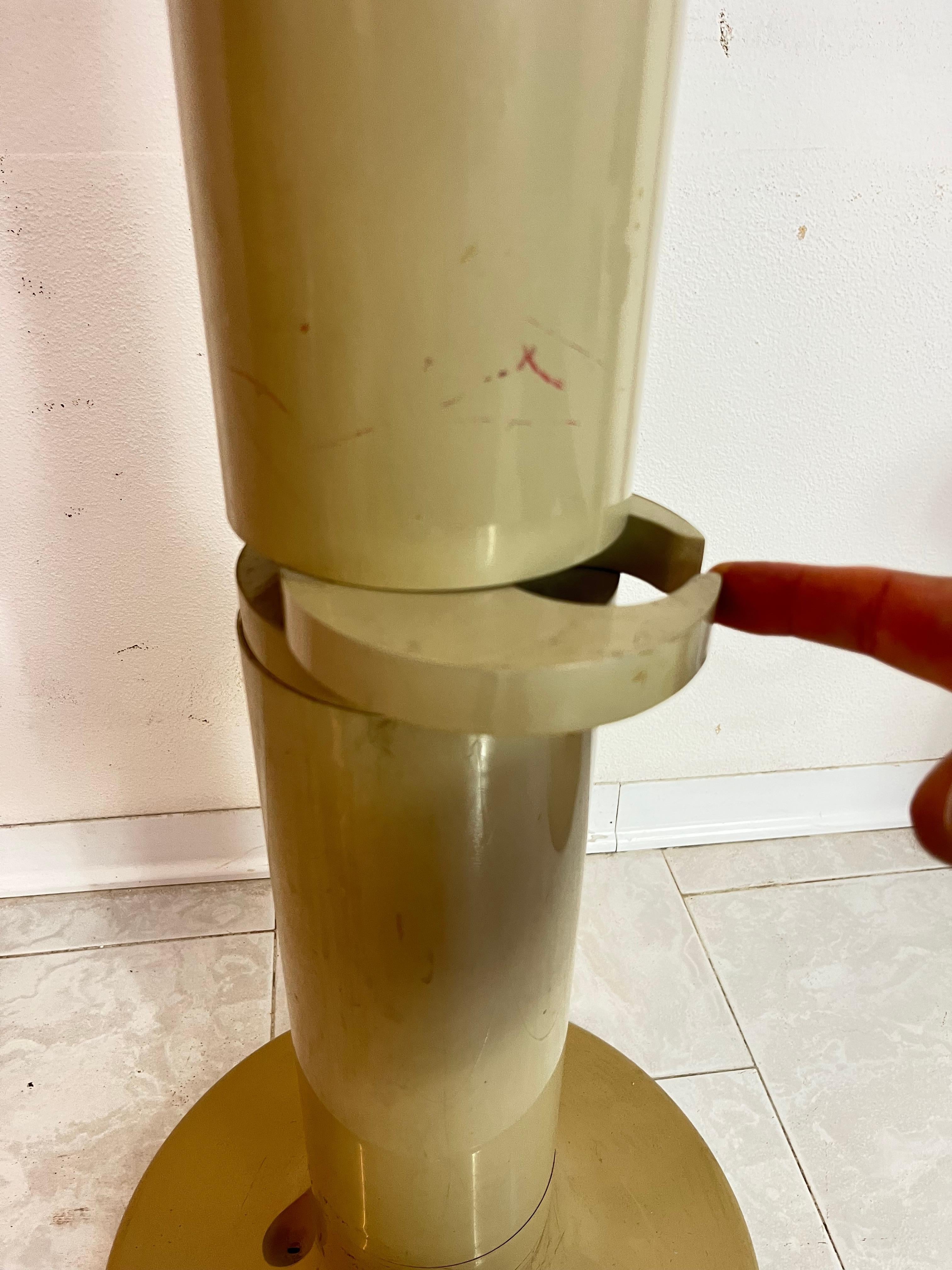 Plastica Set di due appendiabiti 