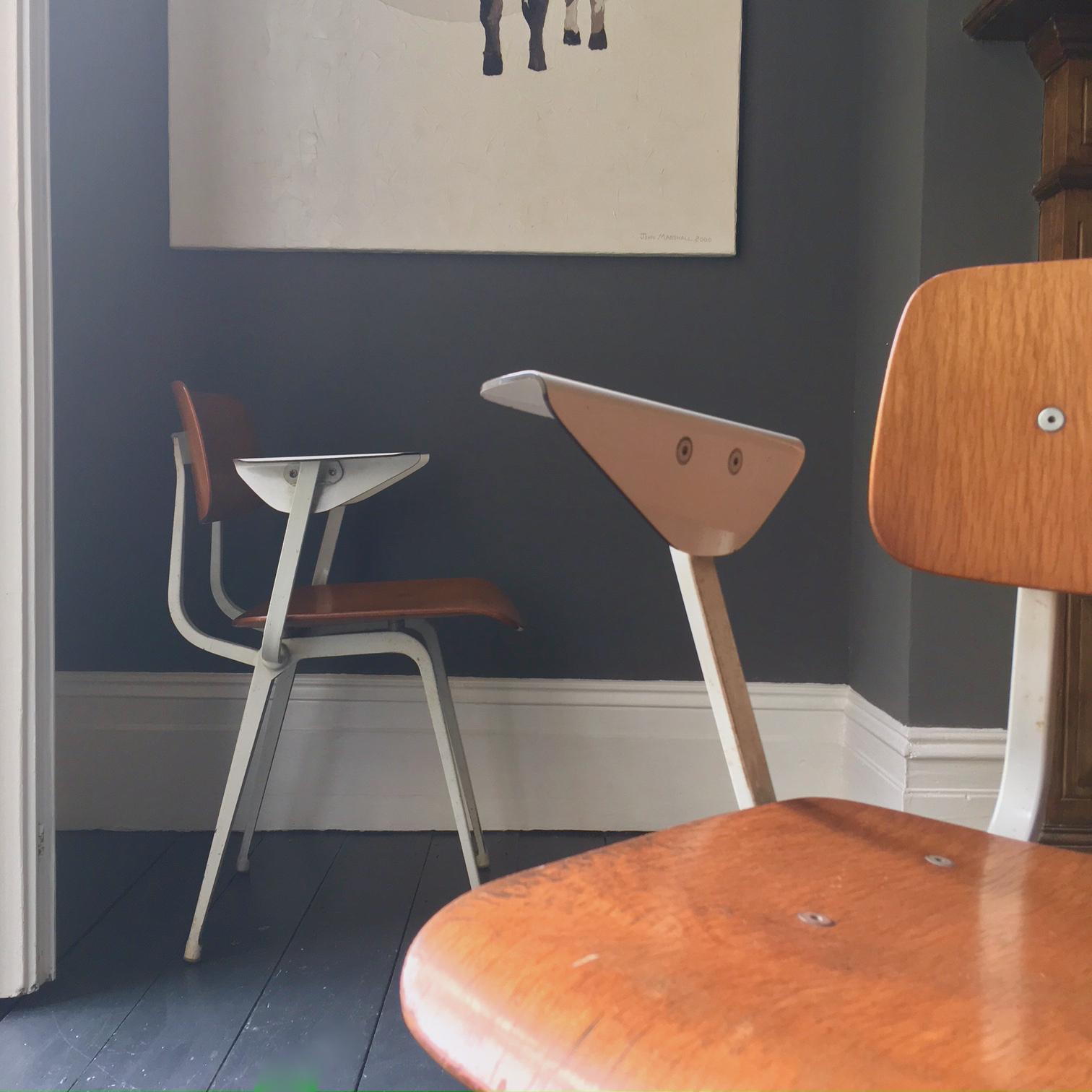 Set of Two Plywood Revolt Chairs with White Arms, by Friso Kramer, Netherlands In Fair Condition In London, GB