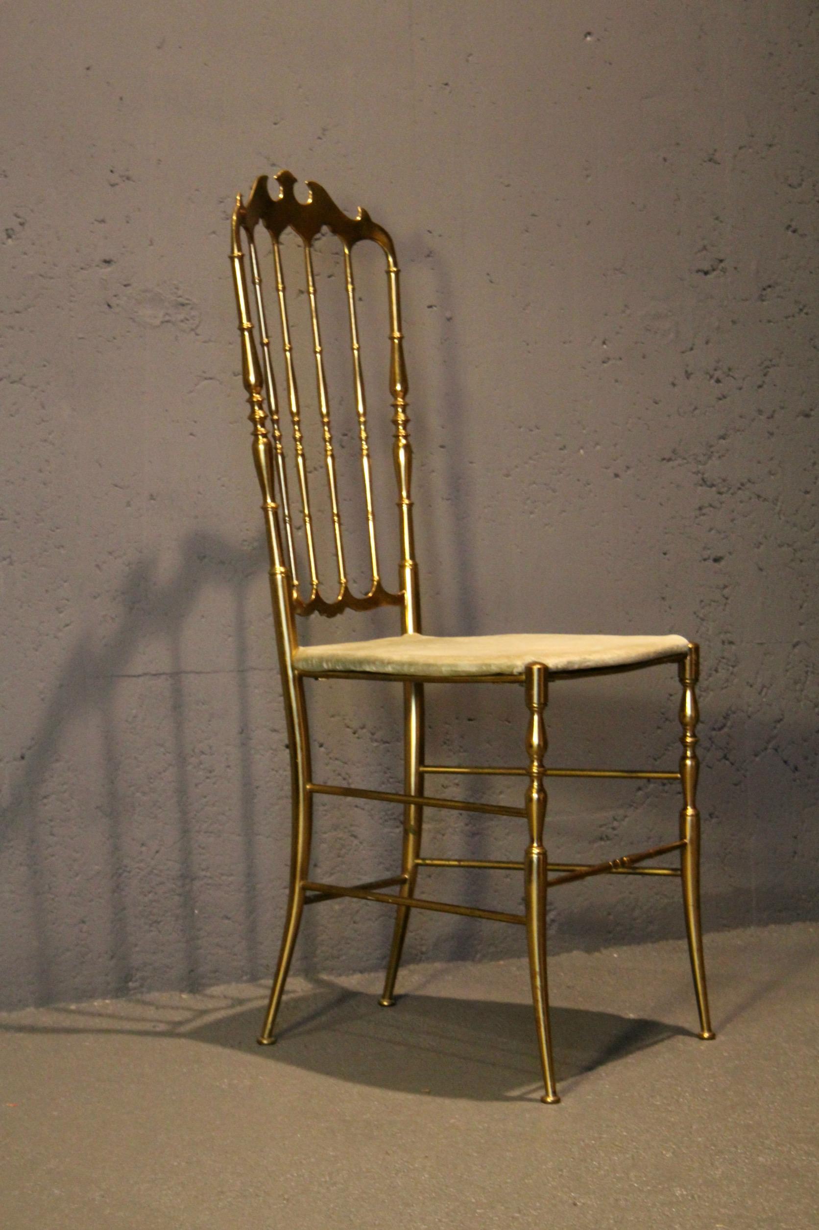 Set of Two Polished Brass Chiavari Chairs In Fair Condition For Sale In grand Lancy, CH