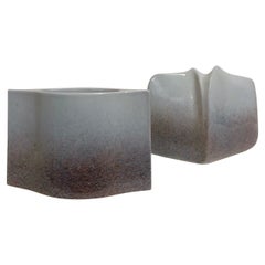 Set aus zwei Porzellanvasen von Yves Mohy für Virebent