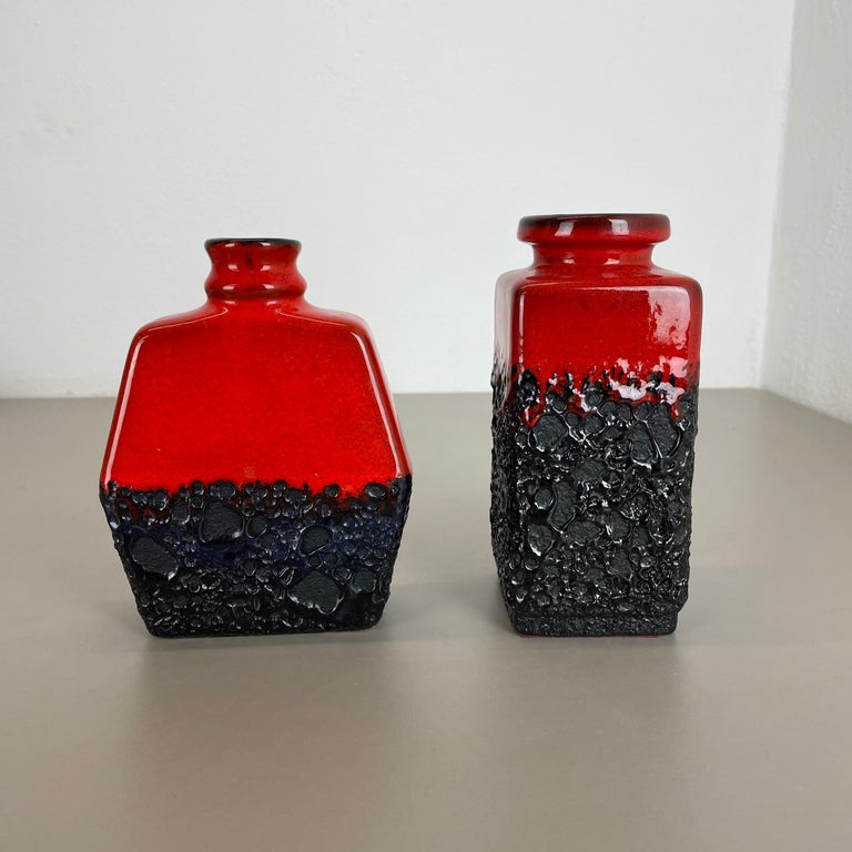 Set of Two Pottery Fat Lava Cubic Vases "BlackWhite" by Jopeko