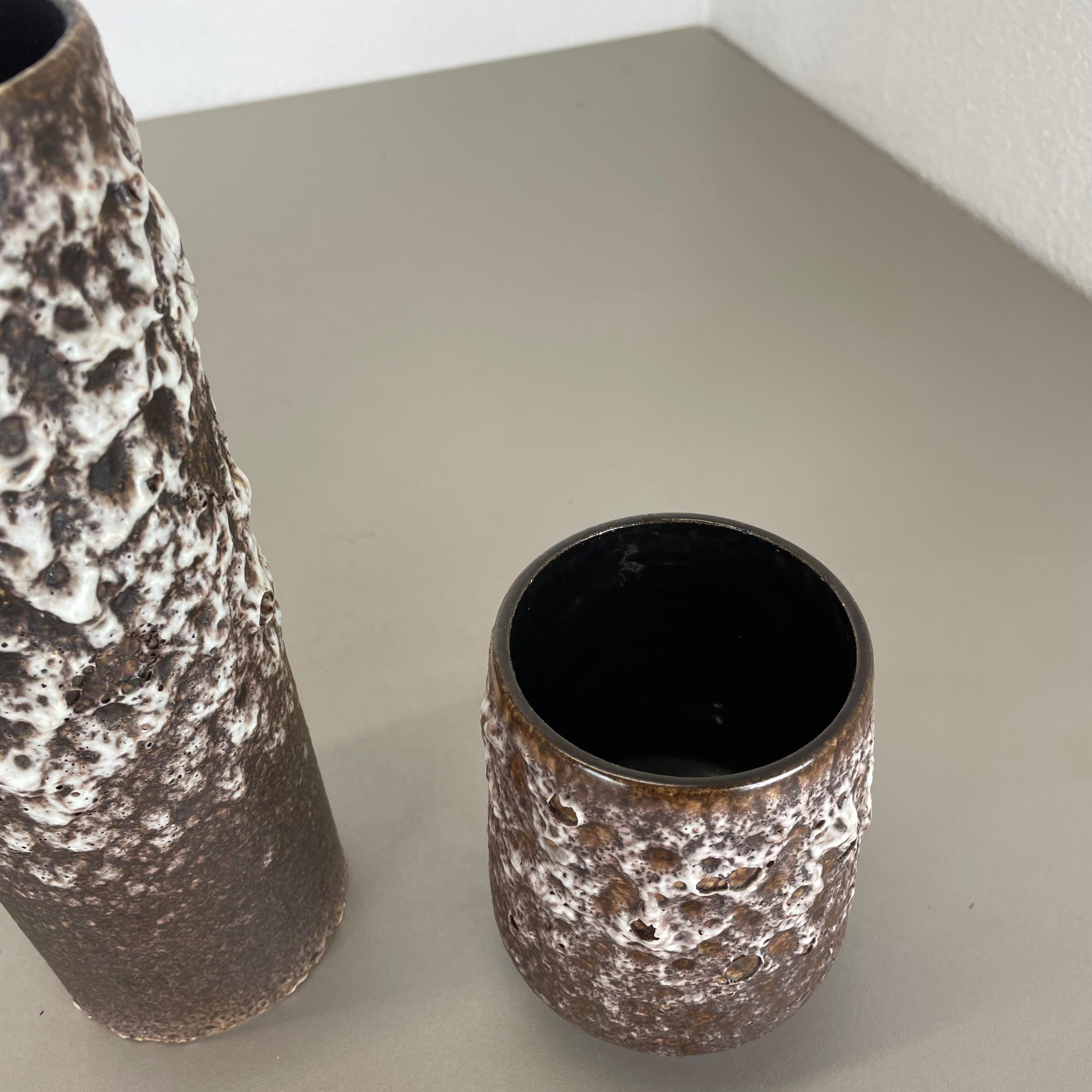 Set von zwei Fat Lava-Vasen aus Keramik „Crusty Brown-White“ von Jopeko, Deutschland, 1970er Jahre im Angebot 5