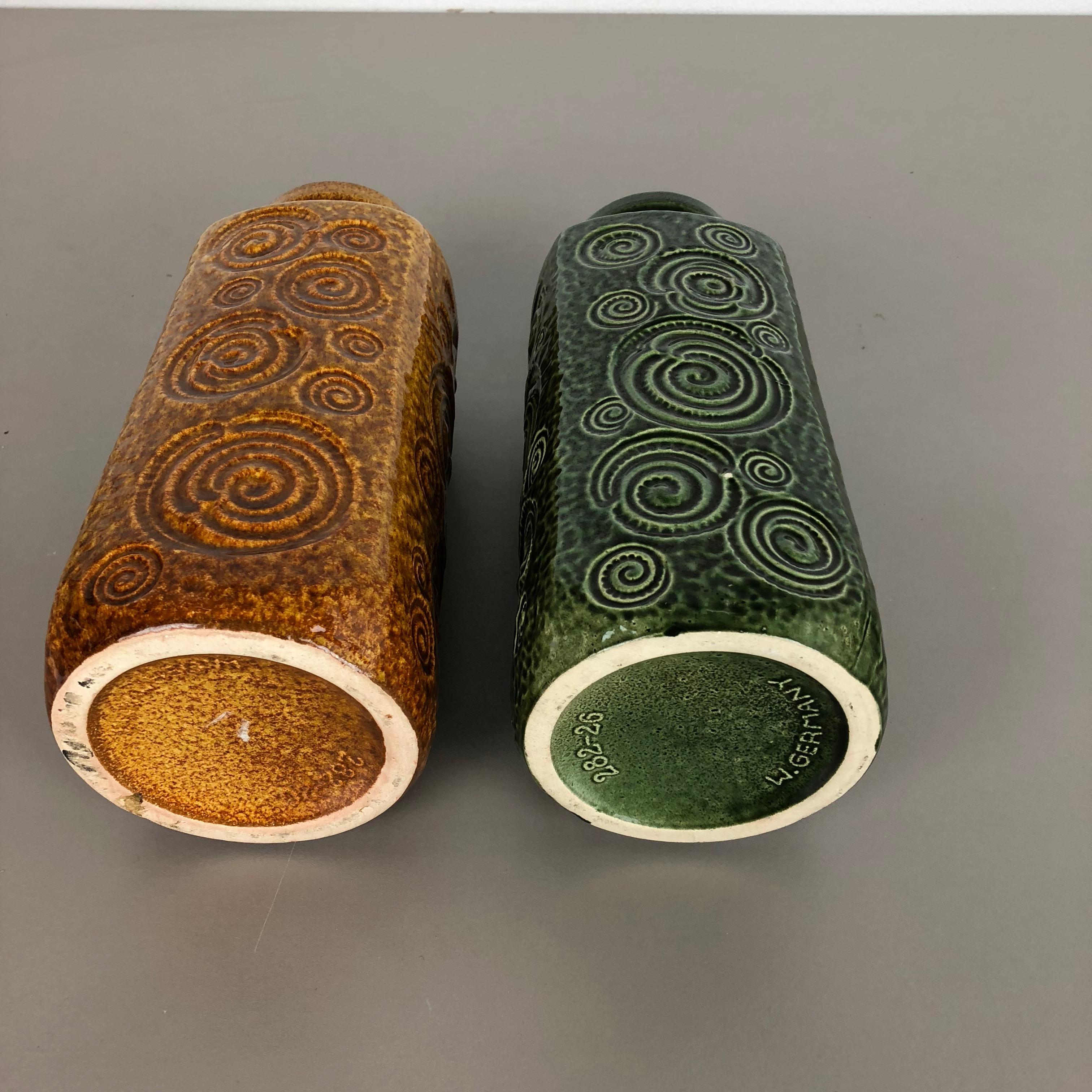 Set von zwei Fat Lava-Vasen aus Keramik Jura „282-26“ Hergestellt von Scheurich, Deutschland 1970er Jahre im Angebot 9