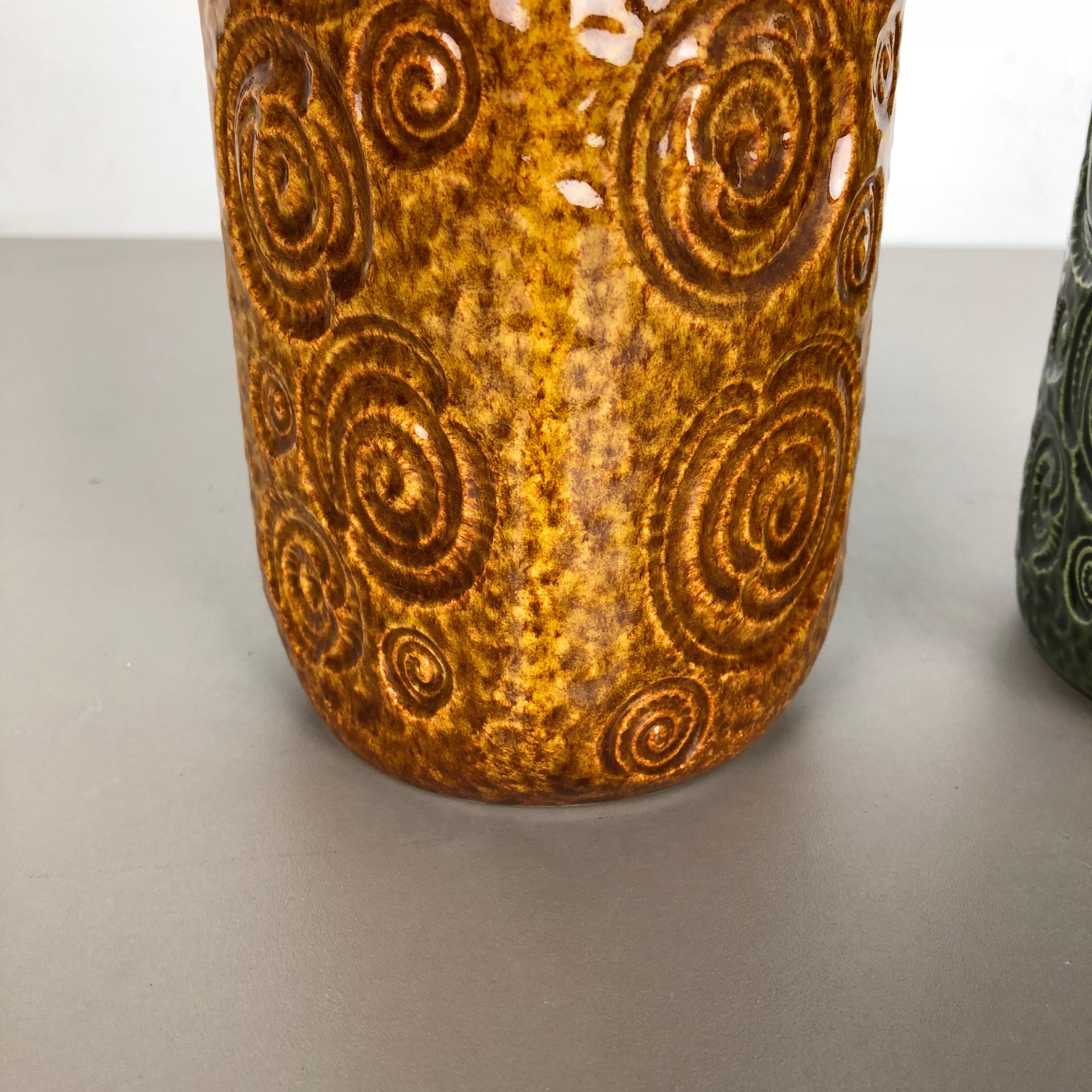 Set von zwei Fat Lava-Vasen aus Keramik Jura „282-26“ Hergestellt von Scheurich, Deutschland 1970er Jahre im Angebot 2