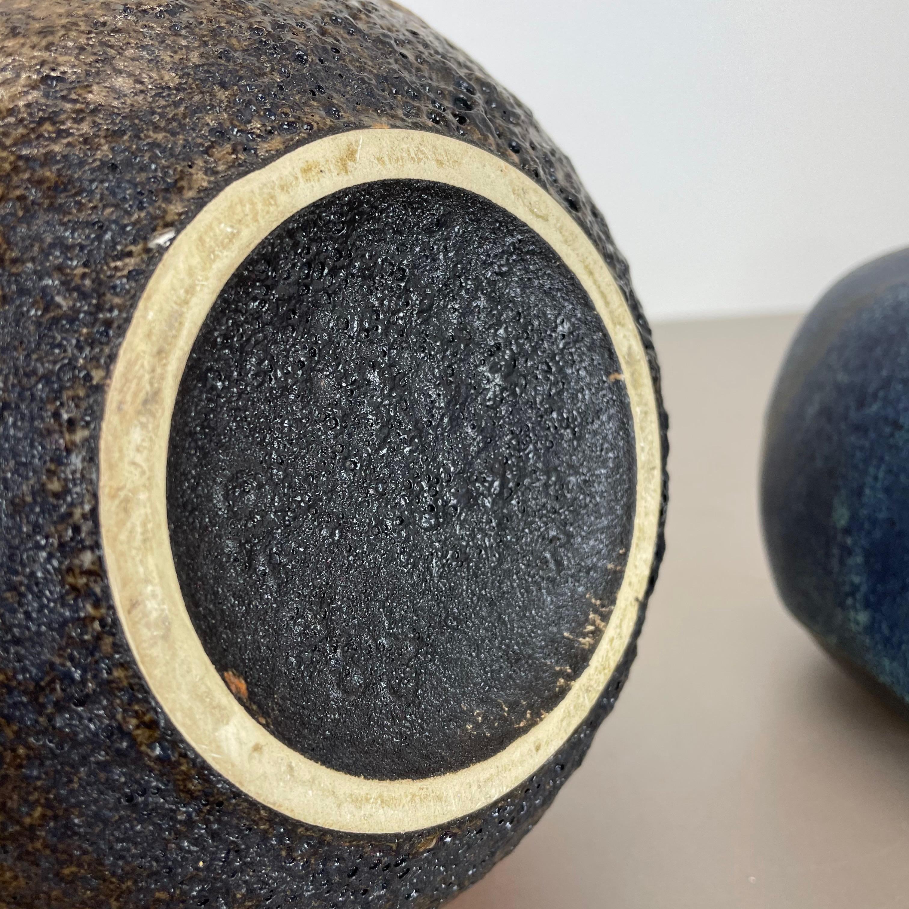 Set di due vasi in ceramica grassa 