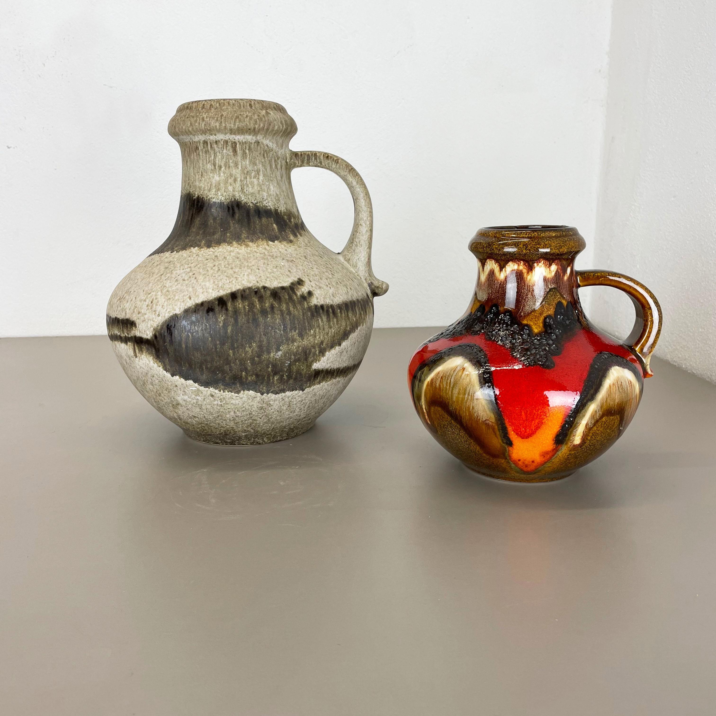 Articolo:

Set di due vasi di lava grassa



Produttore:

Scheurich, Germania



Decennio:

1970s




Questi vasi vintage originali sono stati prodotti negli anni '1970 in Germania. È realizzato in ceramica in ottica lava grassa.