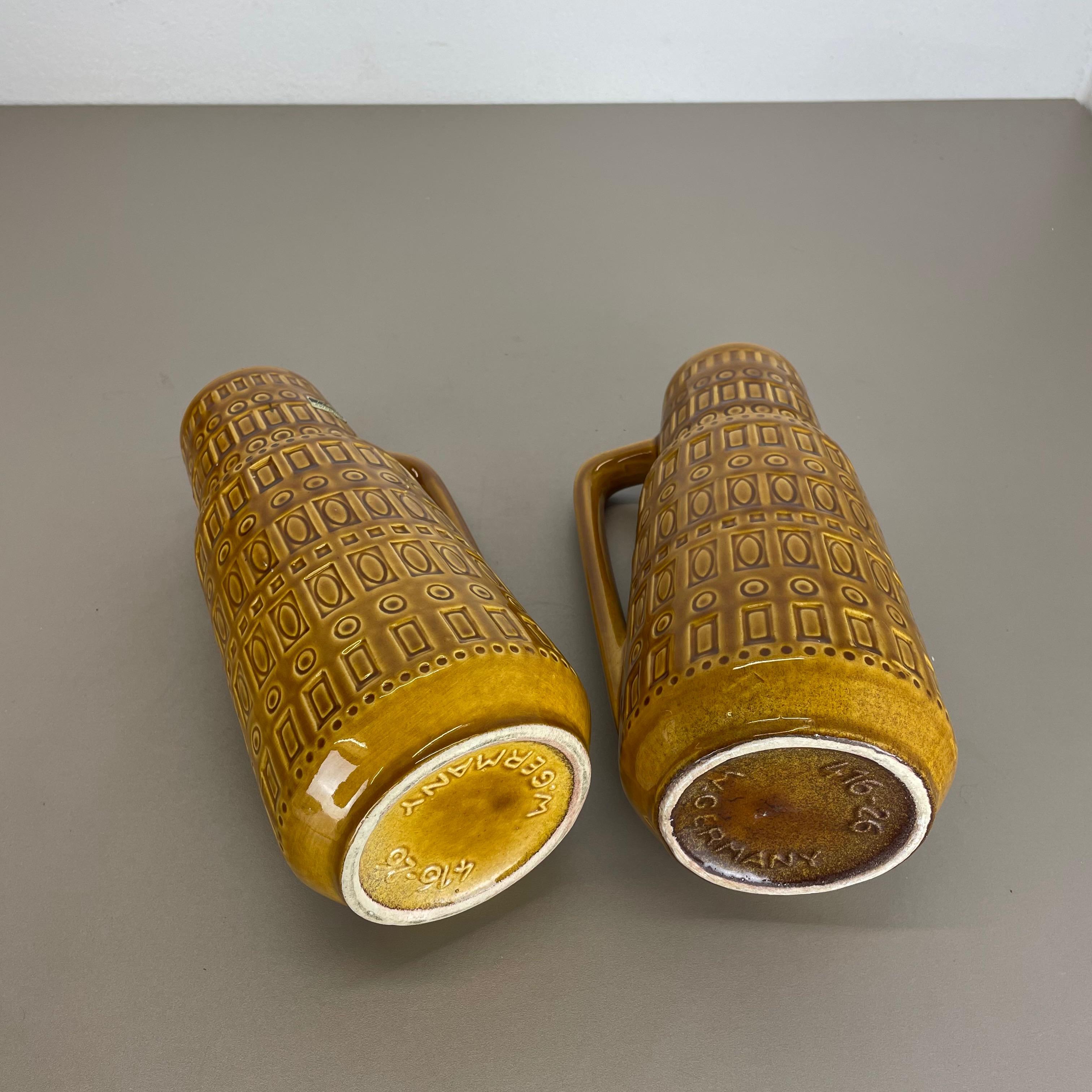Ensemble de deux vases en poterie lave grasse « motif deochre » de Scheurich, Allemagne, années 1970 en vente 11