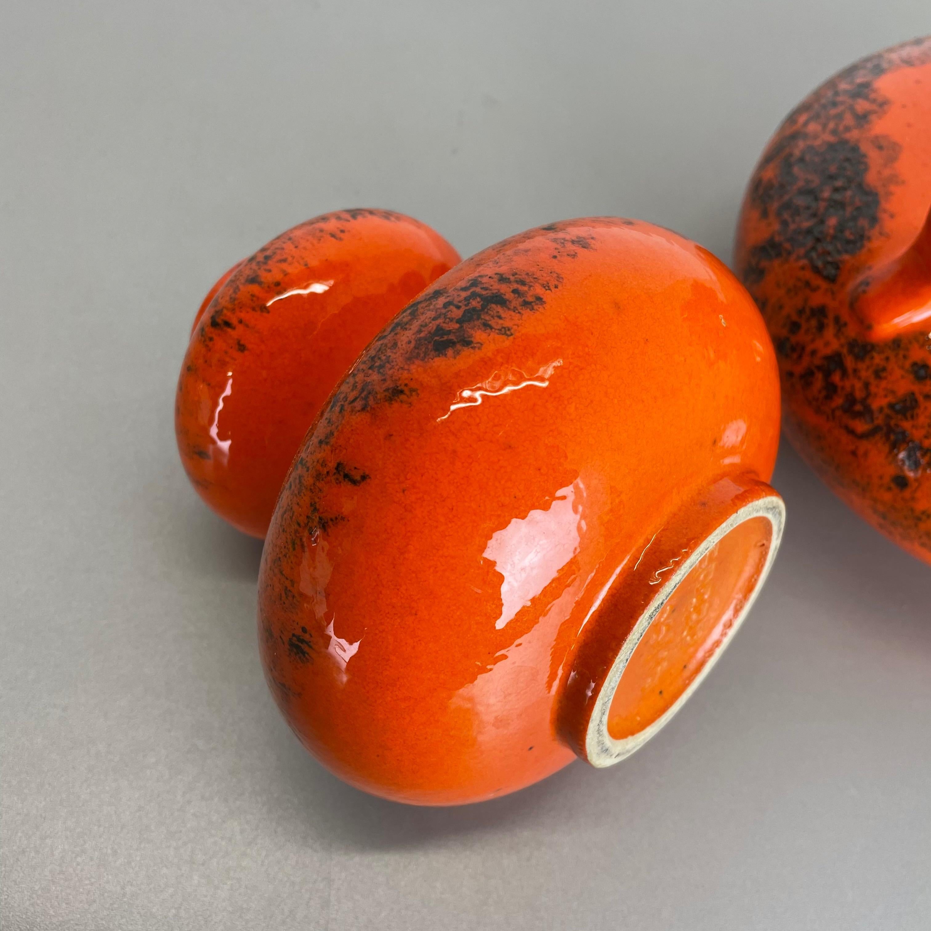 Set di due vasi in ceramica a lava grassa 