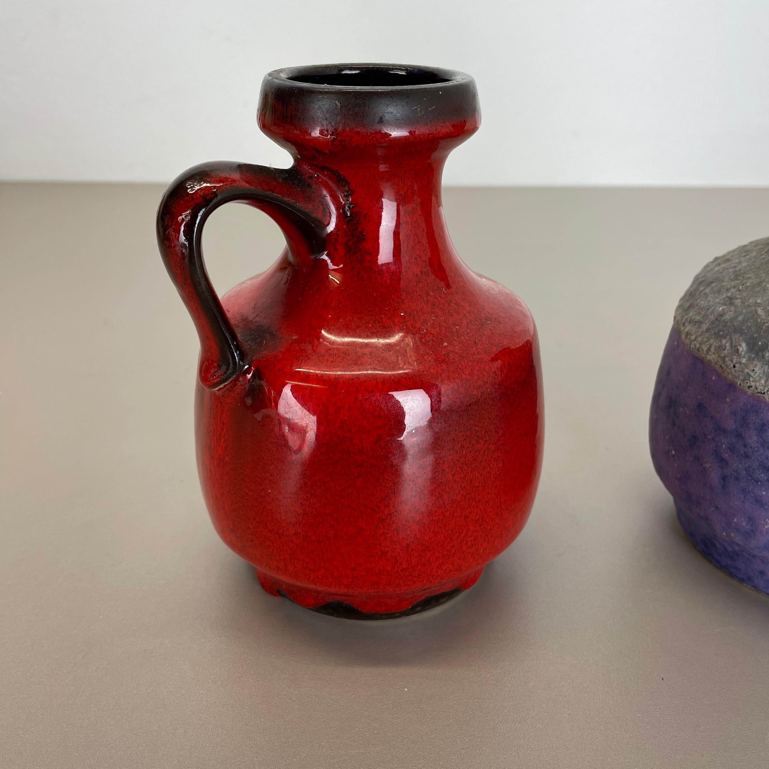 Set von zwei flachen Lava-Vasen aus Keramik „Purple-Red“ von Jopeko, Deutschland, 1970er Jahre im Angebot 6
