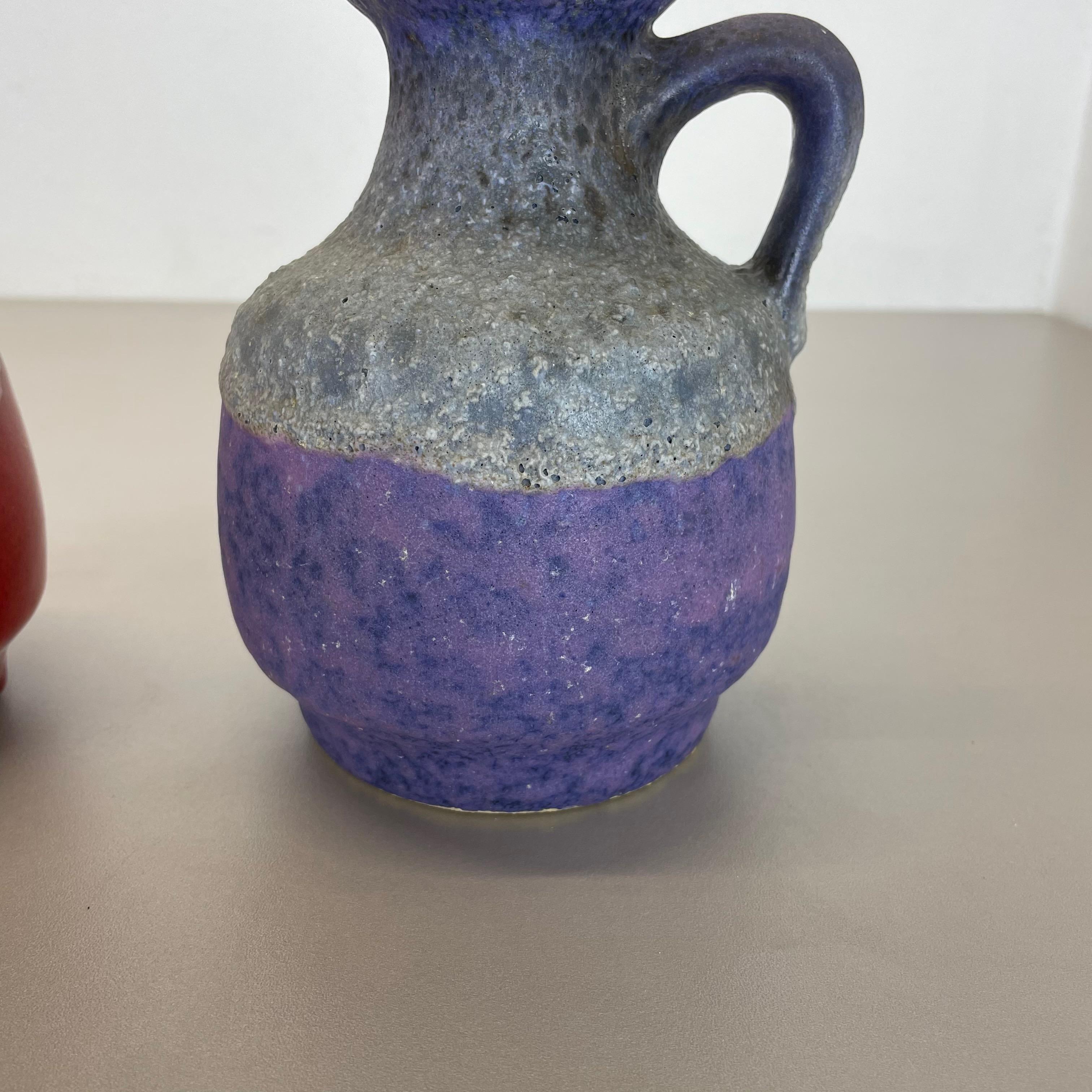 Set von zwei flachen Lava-Vasen aus Keramik „Purple-Red“ von Jopeko, Deutschland, 1970er Jahre im Angebot 7