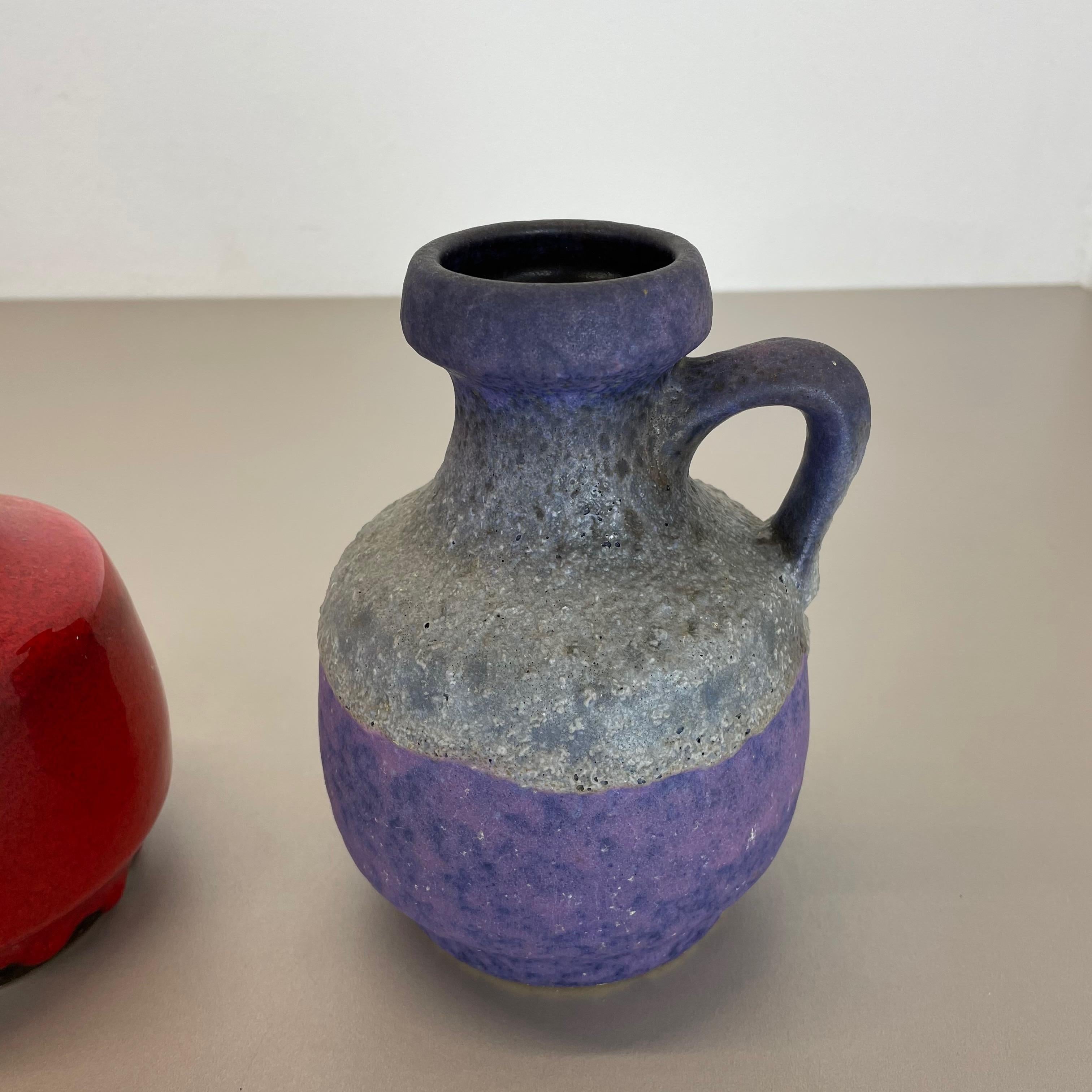 Set von zwei flachen Lava-Vasen aus Keramik „Purple-Red“ von Jopeko, Deutschland, 1970er Jahre im Angebot 8