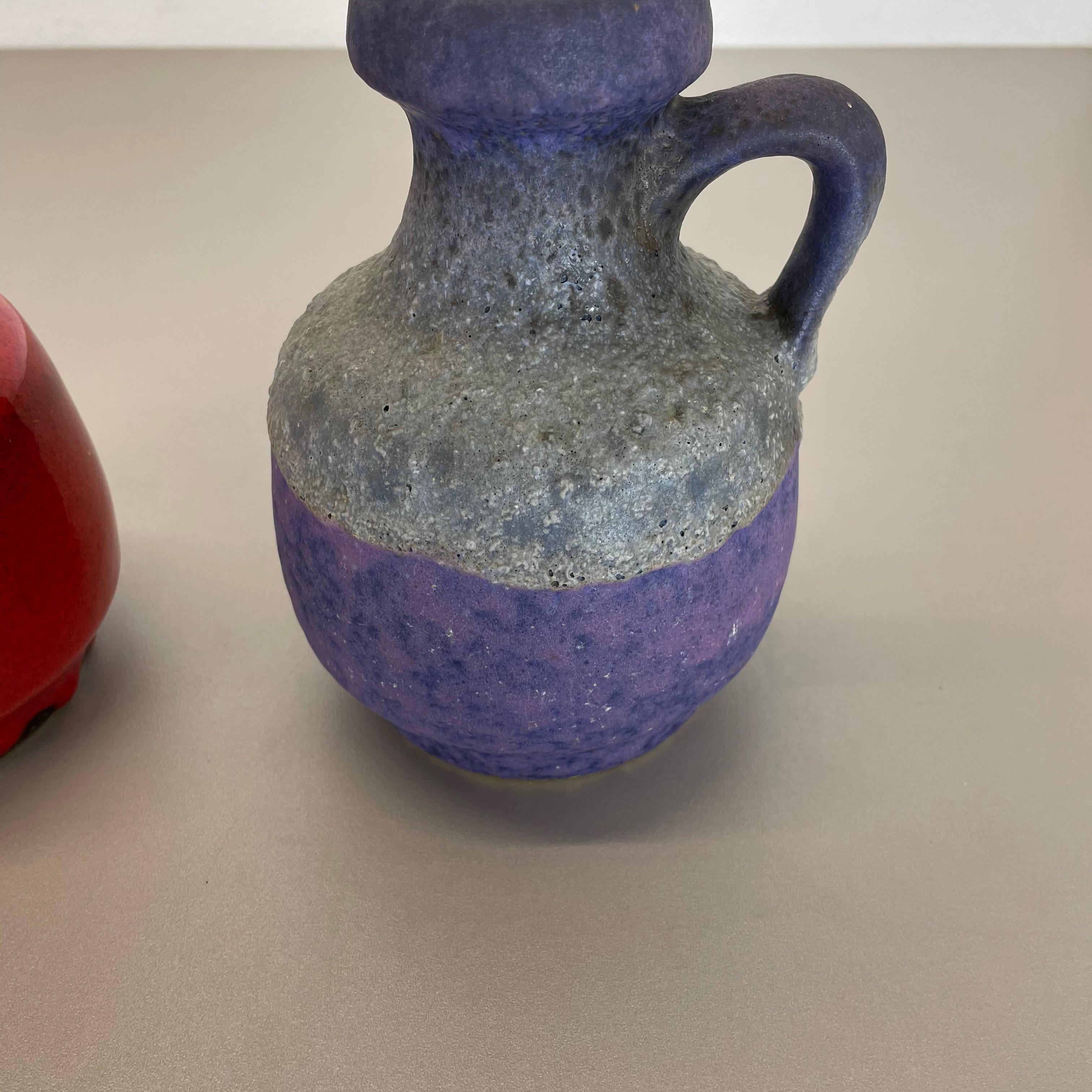 Set von zwei flachen Lava-Vasen aus Keramik „Purple-Red“ von Jopeko, Deutschland, 1970er Jahre im Angebot 9