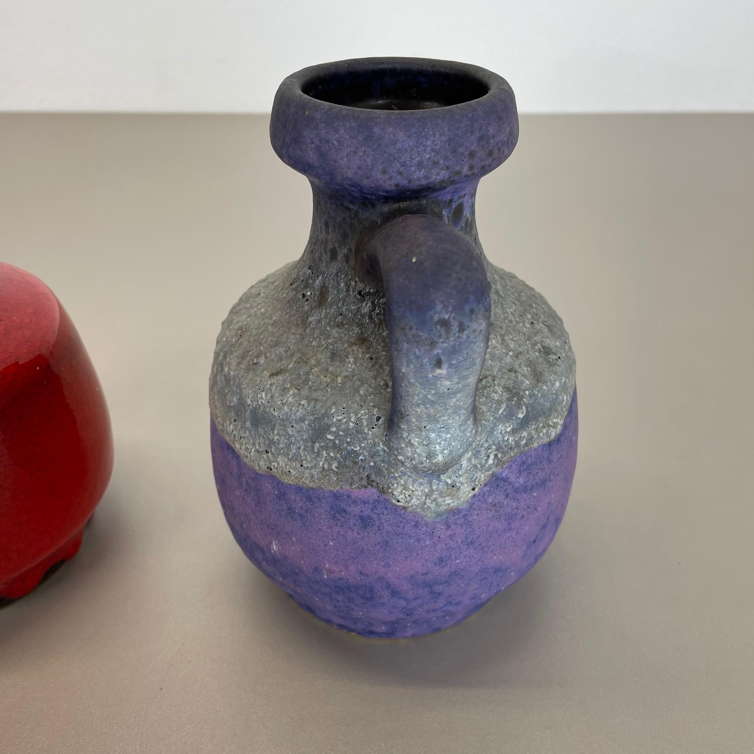 Set von zwei flachen Lava-Vasen aus Keramik „Purple-Red“ von Jopeko, Deutschland, 1970er Jahre im Angebot 12