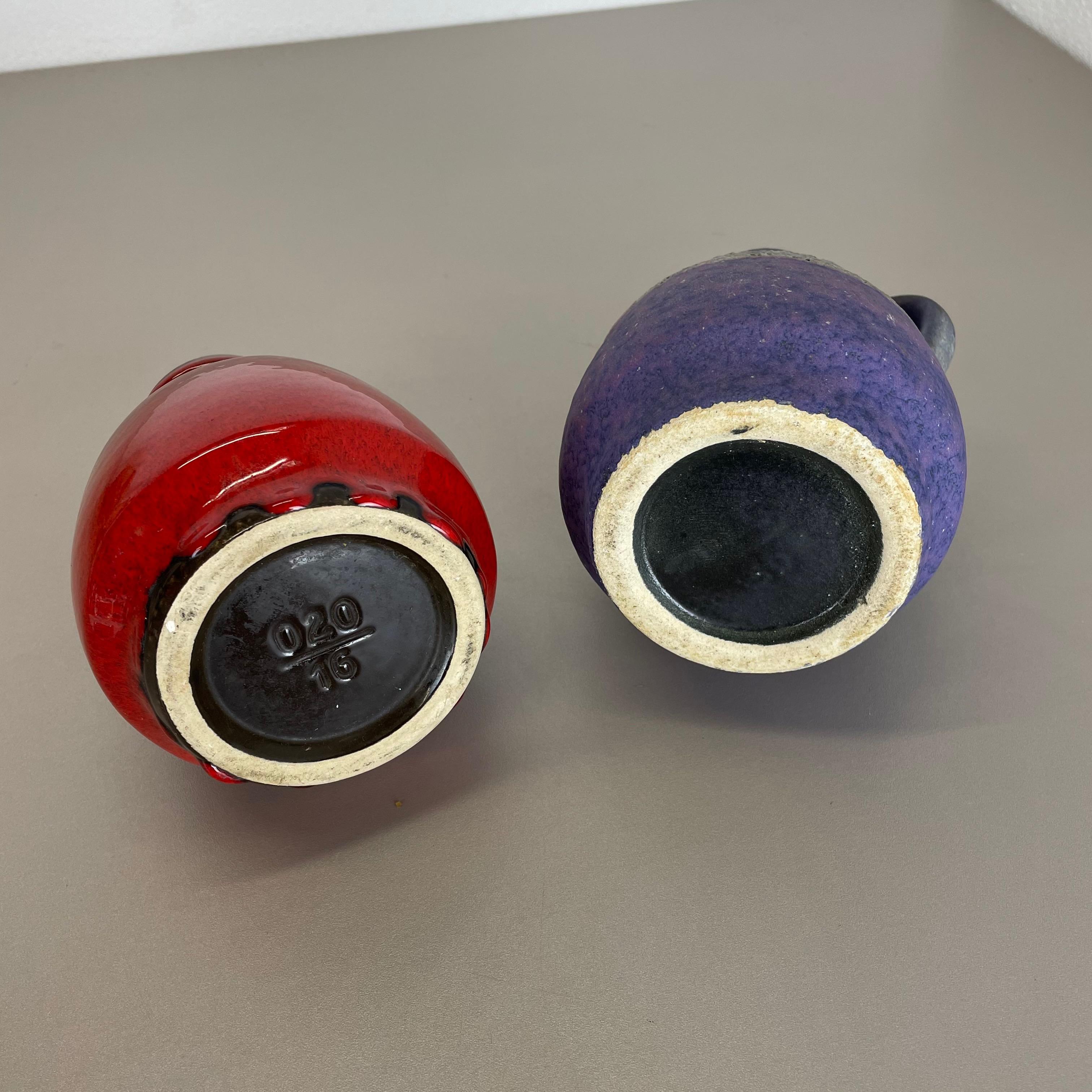 Set von zwei flachen Lava-Vasen aus Keramik „Purple-Red“ von Jopeko, Deutschland, 1970er Jahre im Angebot 13