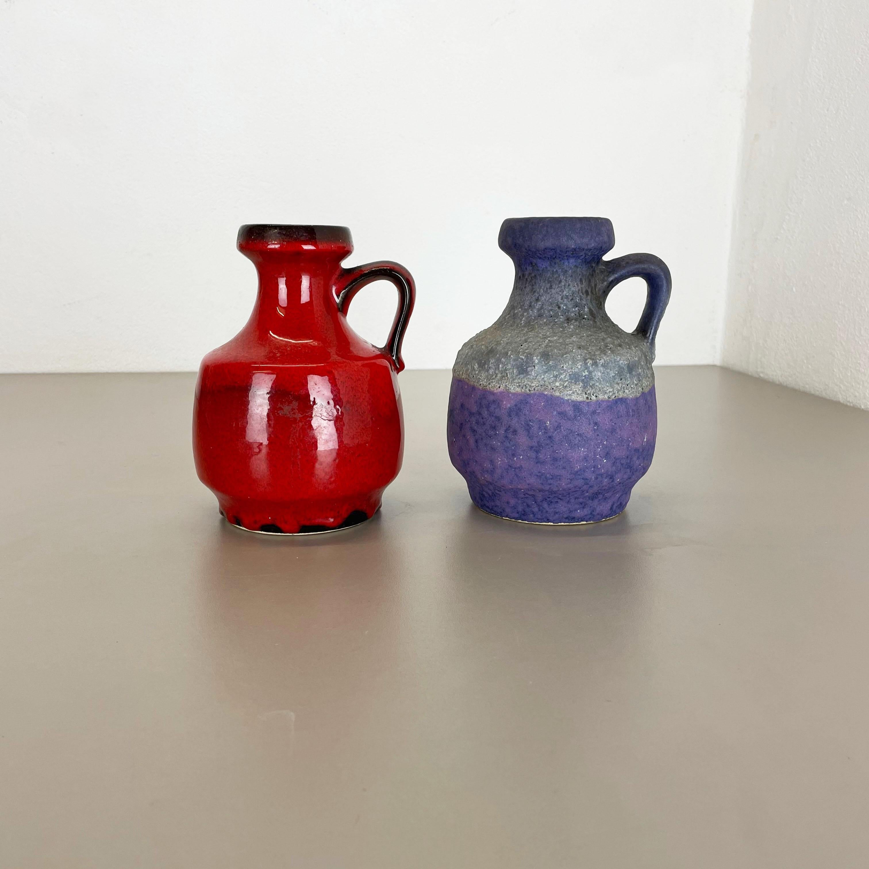 Set von zwei flachen Lava-Vasen aus Keramik „Purple-Red“ von Jopeko, Deutschland, 1970er Jahre im Zustand „Gut“ im Angebot in Kirchlengern, DE