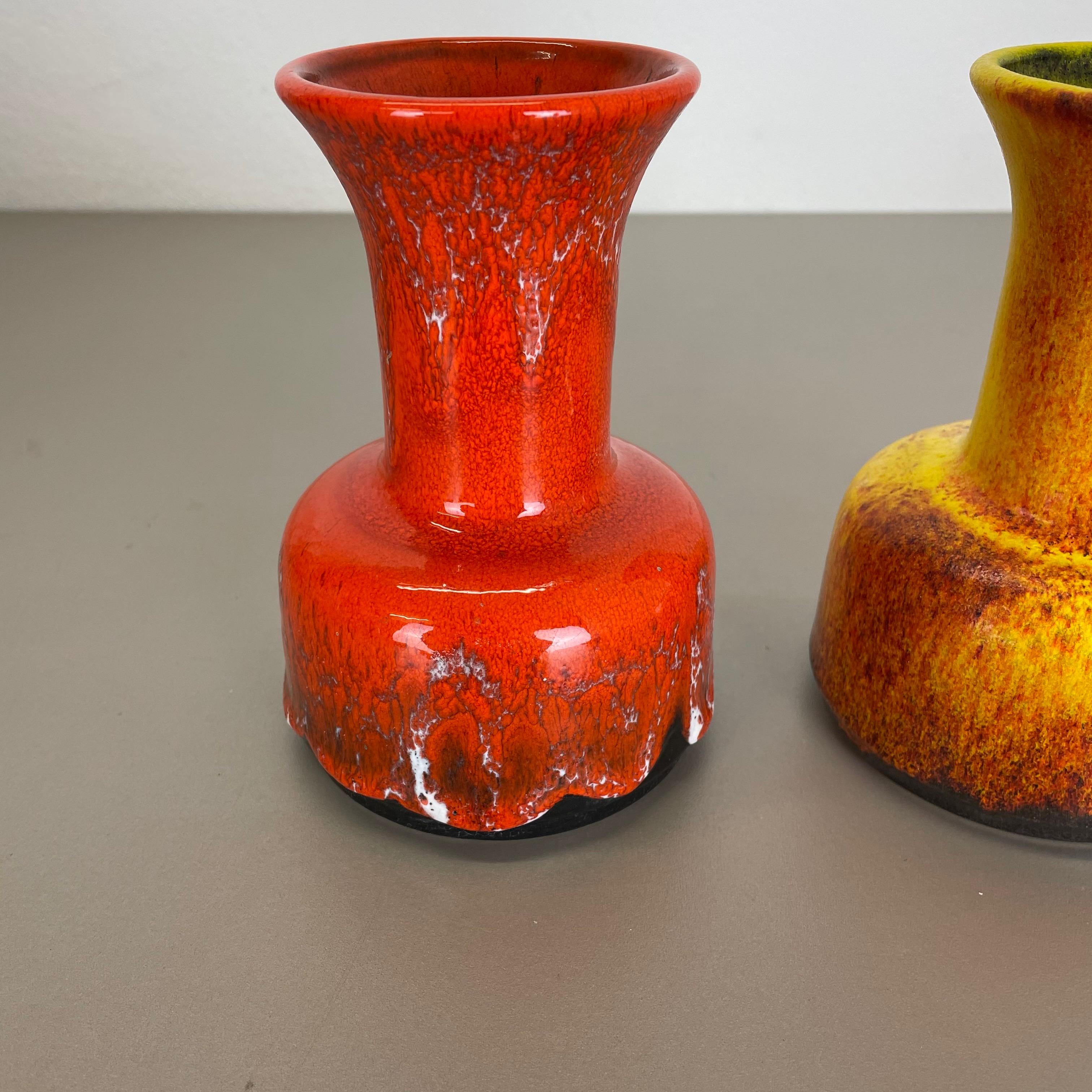 Ensemble de deux vases en poterie de lave grasse « jaune-rouge » de Jasba, Allemagne, années 1970 Bon état - En vente à Kirchlengern, DE