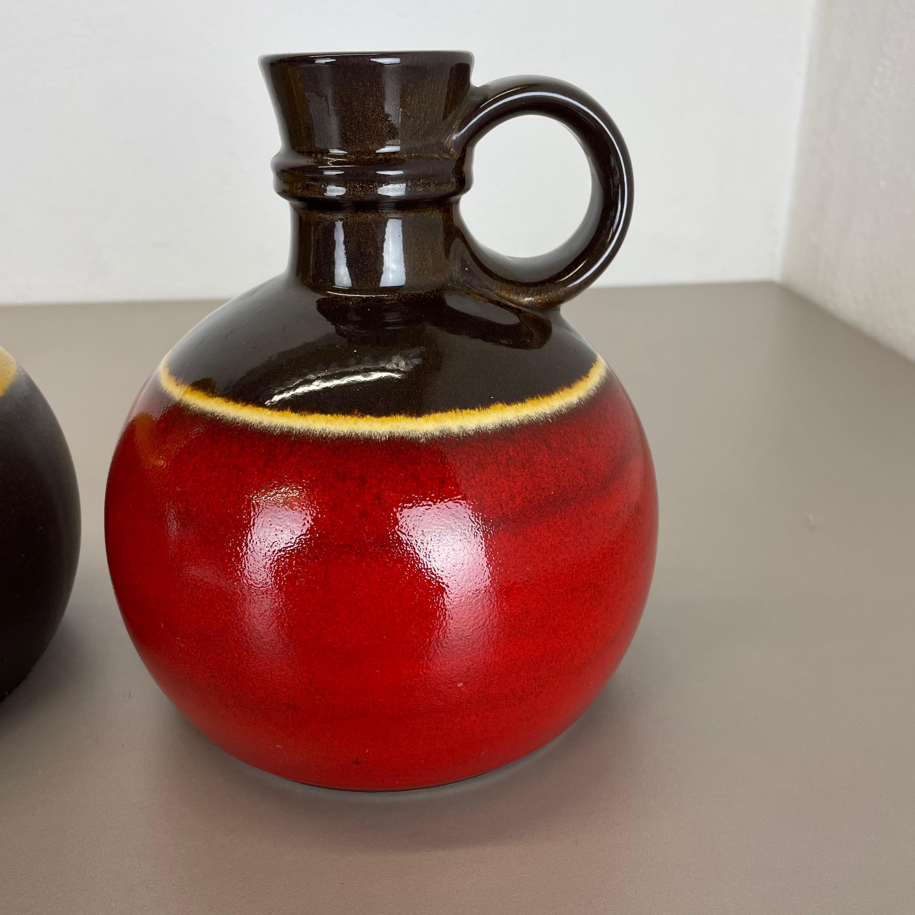 Set von zwei Töpferwarenvasen „“rotgelb“ von Steuler Ceramics Deutschland, 1970er Jahre im Angebot 4