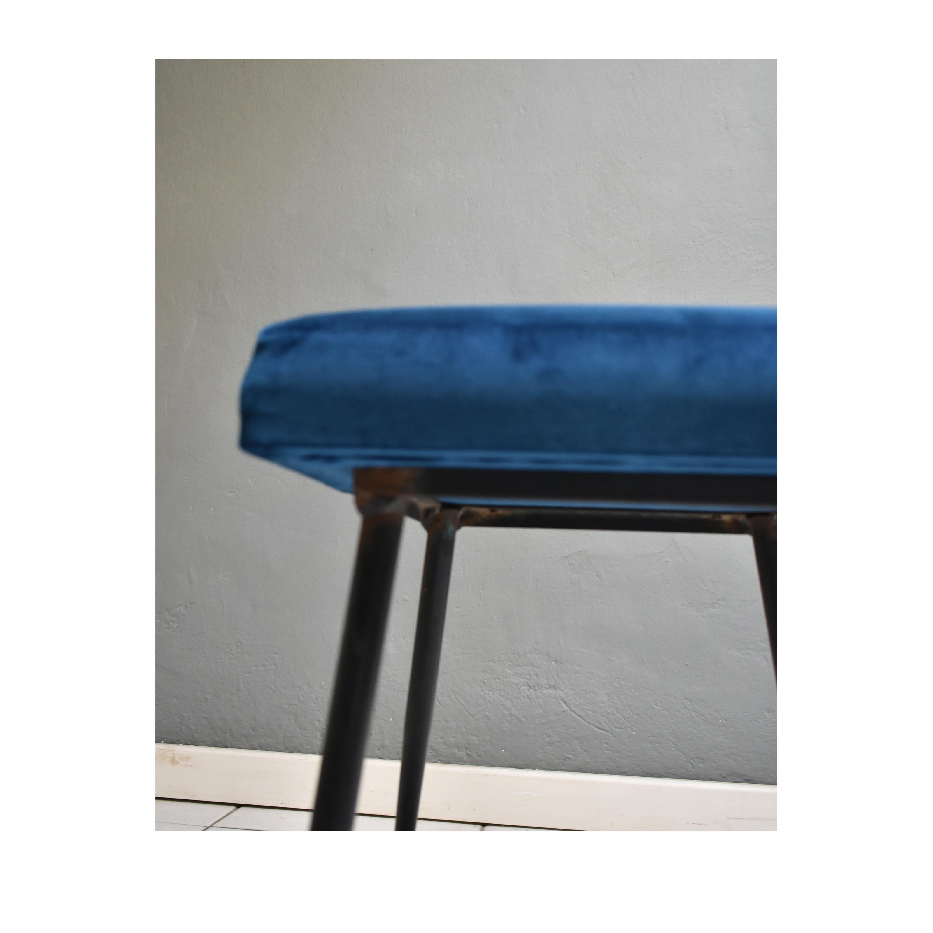 Set of Two Poufs 60s Stools, Brass Feet and Petroleum Blue Velvet Upholstery For Sale 1
