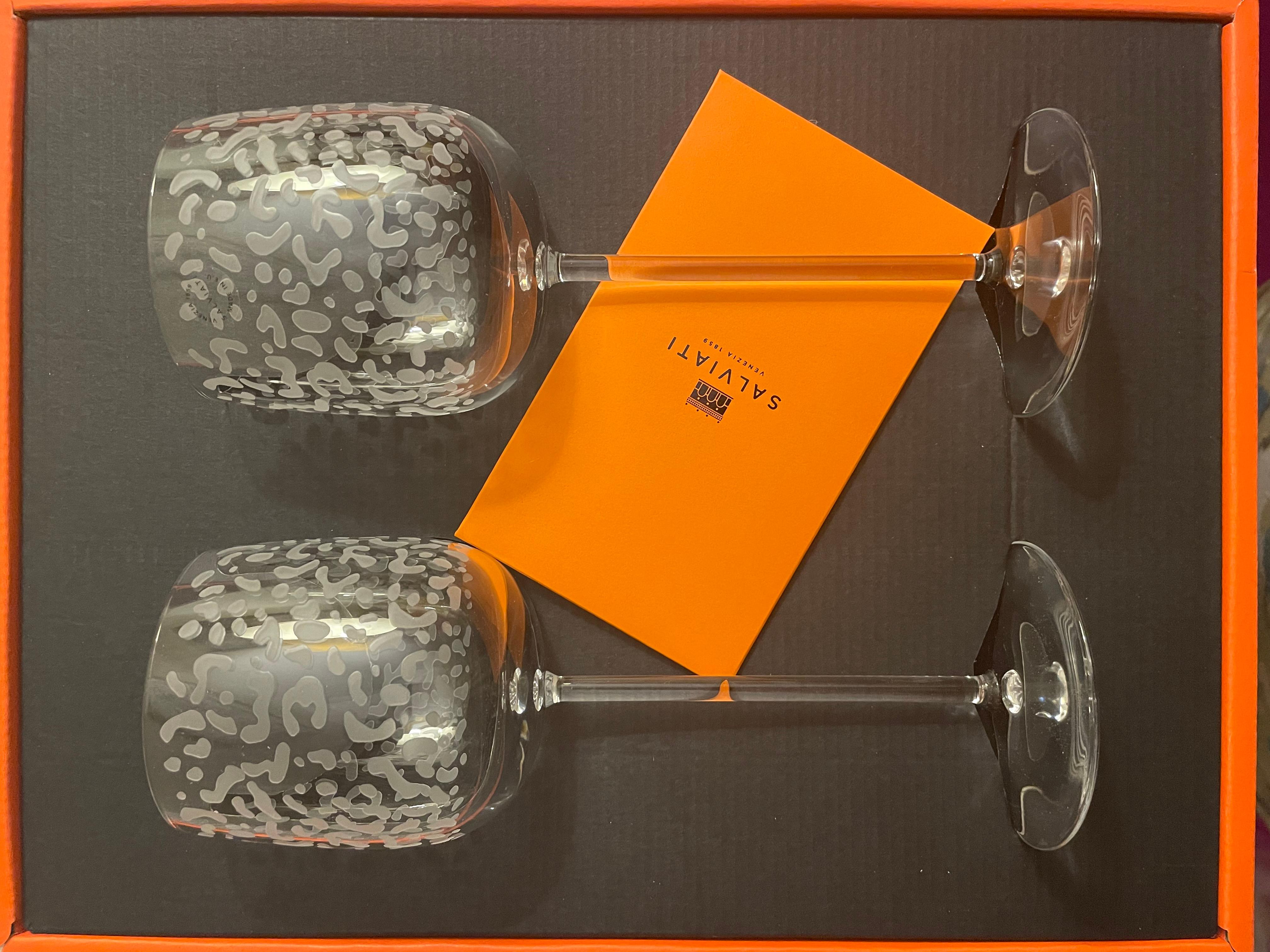 Juego de dos vasos con pie 