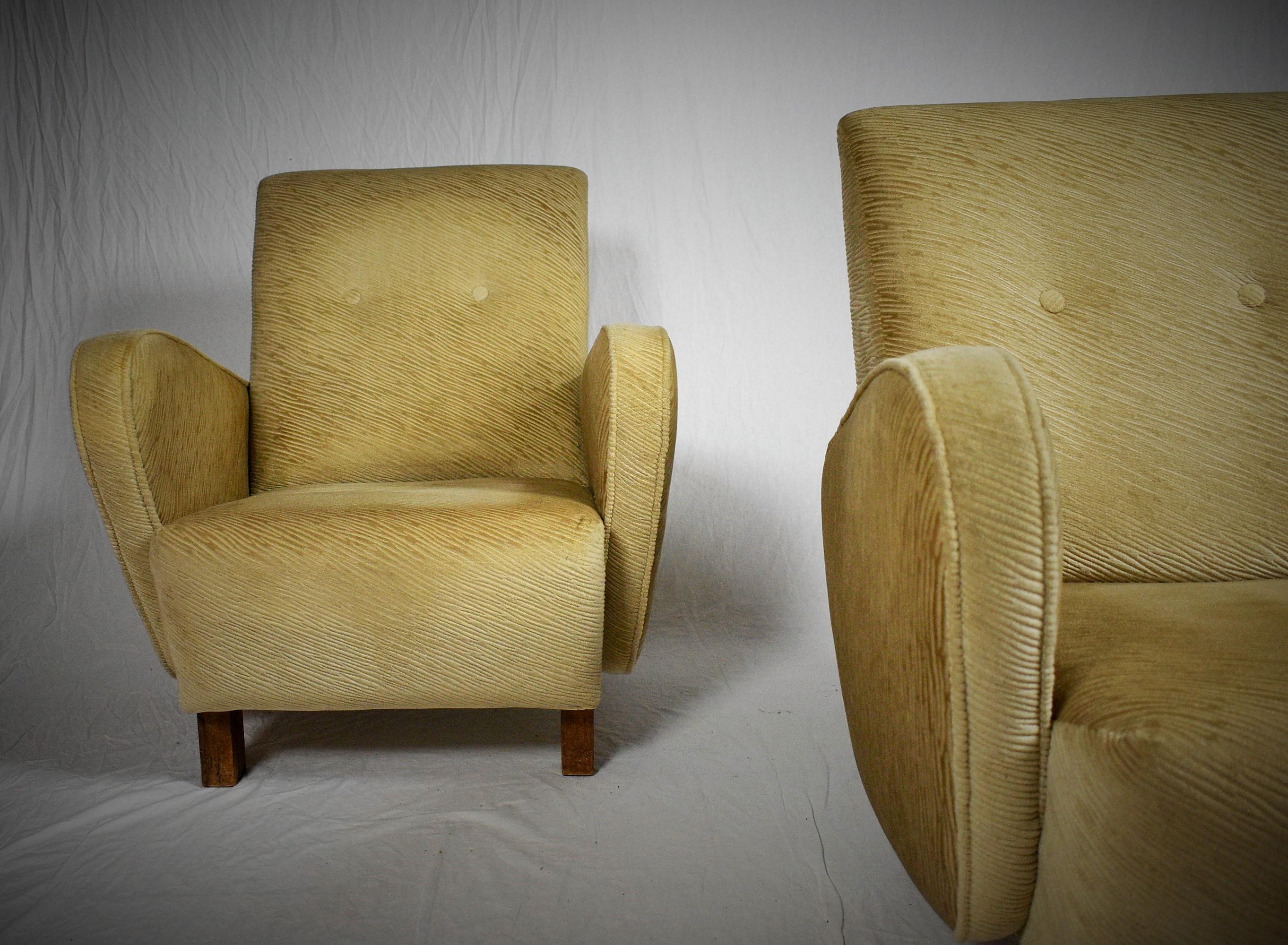 Set of Two Rare Art Deco Armchairs H-283 by Jindřich Halabala, 1930s 1
