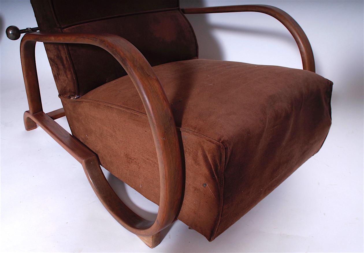 Set aus zwei seltenen Art-Déco-Sesseln mit Fußhockern, 1920er Jahre (Tschechisch) im Angebot