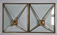 Ensemble rare de deux fenêtres Art déco, verre à facettes et laiton, Autriche, années 1930