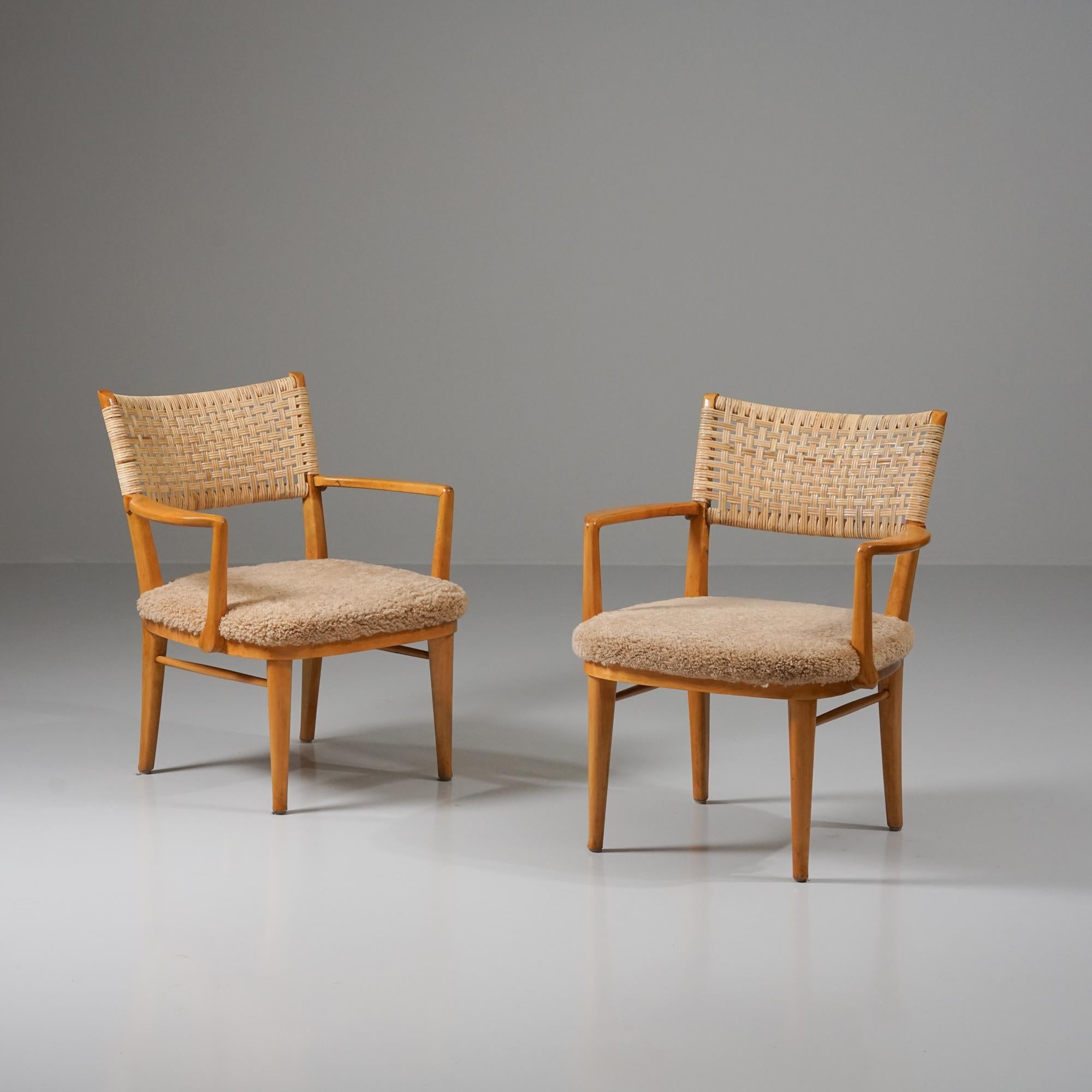 Conjunto de dos raras sillas de piel de ante y abedul, Arttu Brummer, Finlandia, años 40 Escandinavo moderno en venta