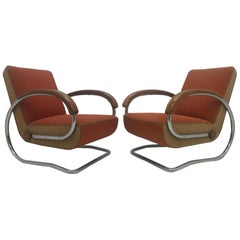 Ensemble de deux fauteuils de design rare Modèle H221:: conçu par Jindřich Halabala