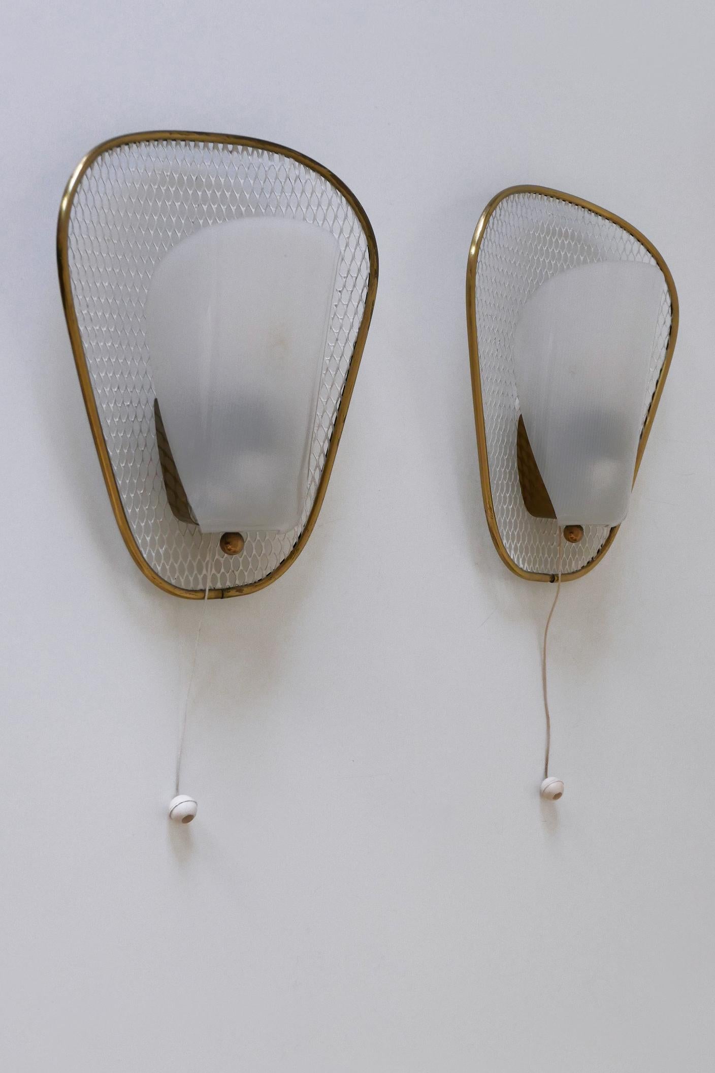 Set of Two Rare & Elegant Mid-Century Modern Sconces or Wall Lamps Germany 1950s For Sale 7