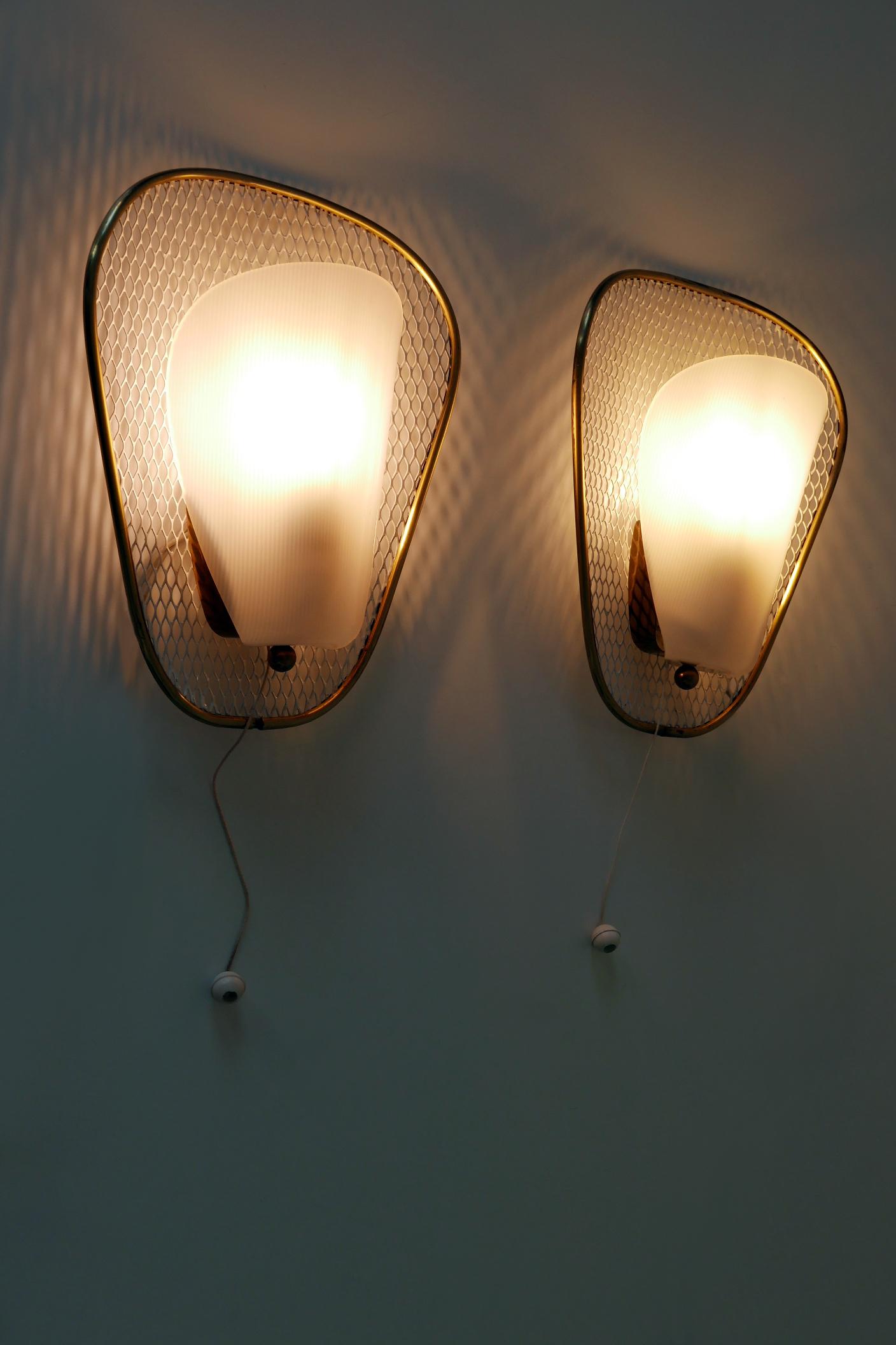 Set of Two Rare & Elegant Mid-Century Modern Sconces or Wall Lamps Germany 1950s For Sale 8