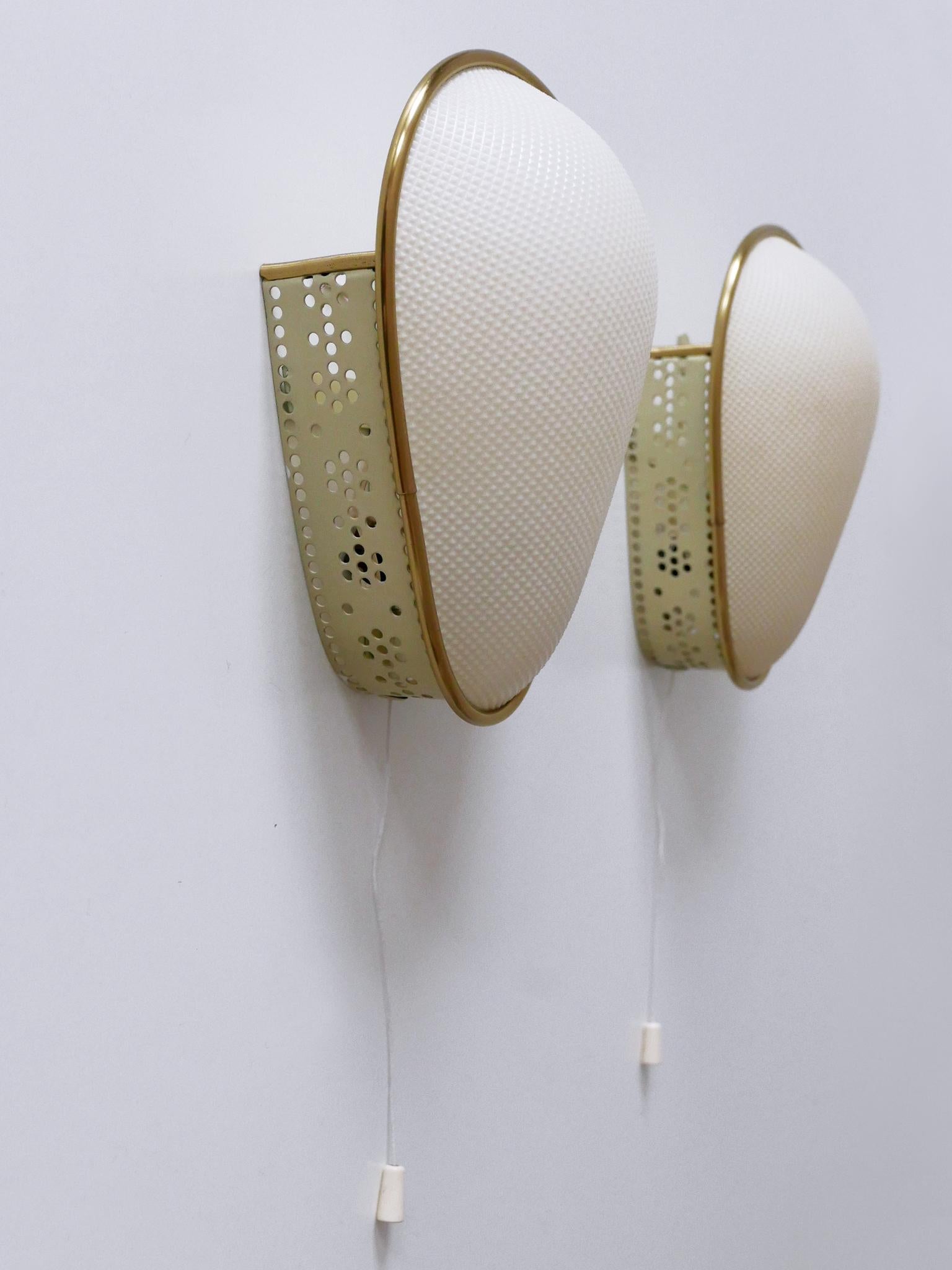 Set of Two Rare & Elegant Mid-Century Modern Sconces or Wall Lamps Germany 1950s For Sale 9