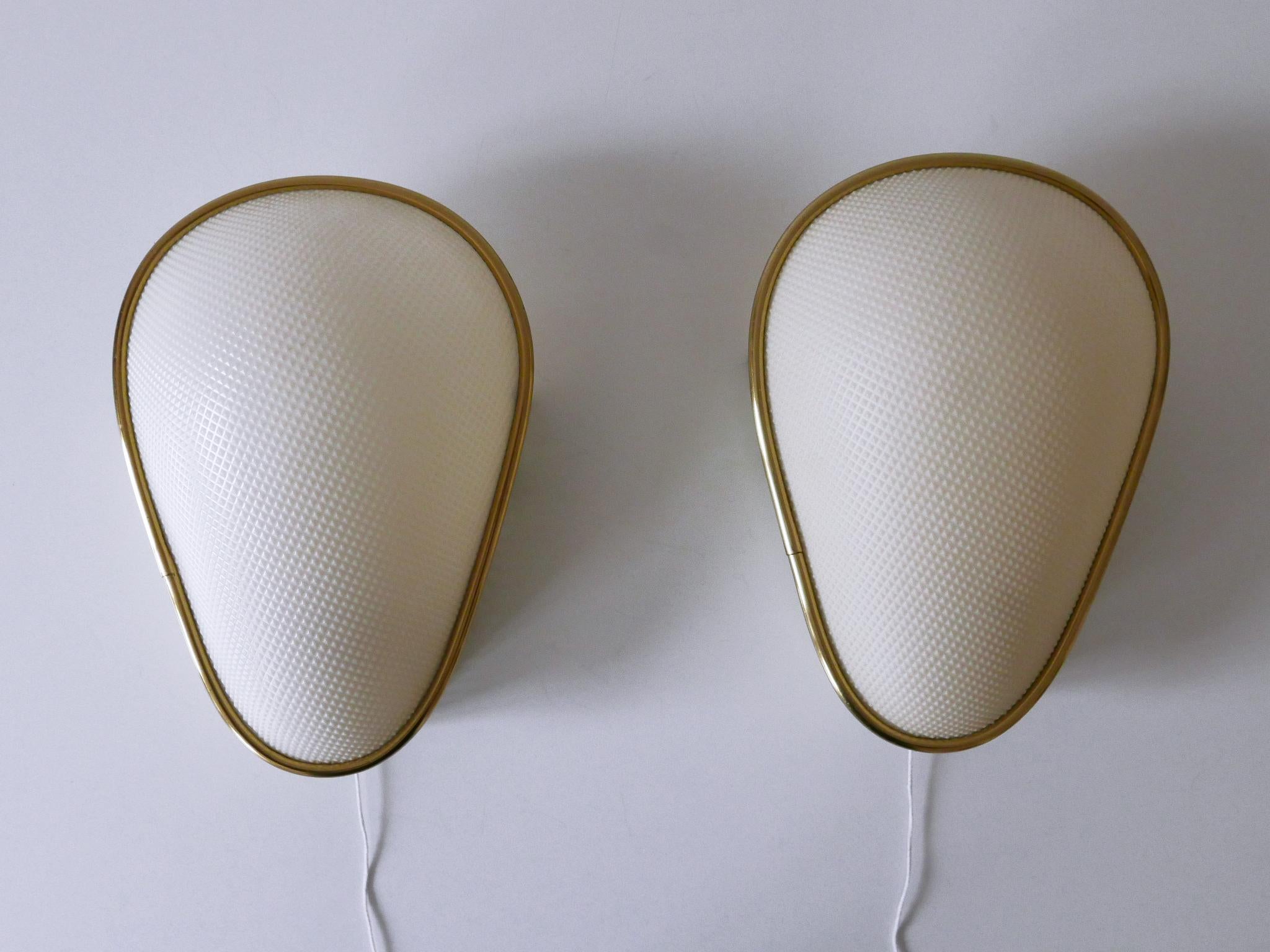 Set of Two Rare & Elegant Mid-Century Modern Sconces or Wall Lamps Germany 1950s For Sale 11