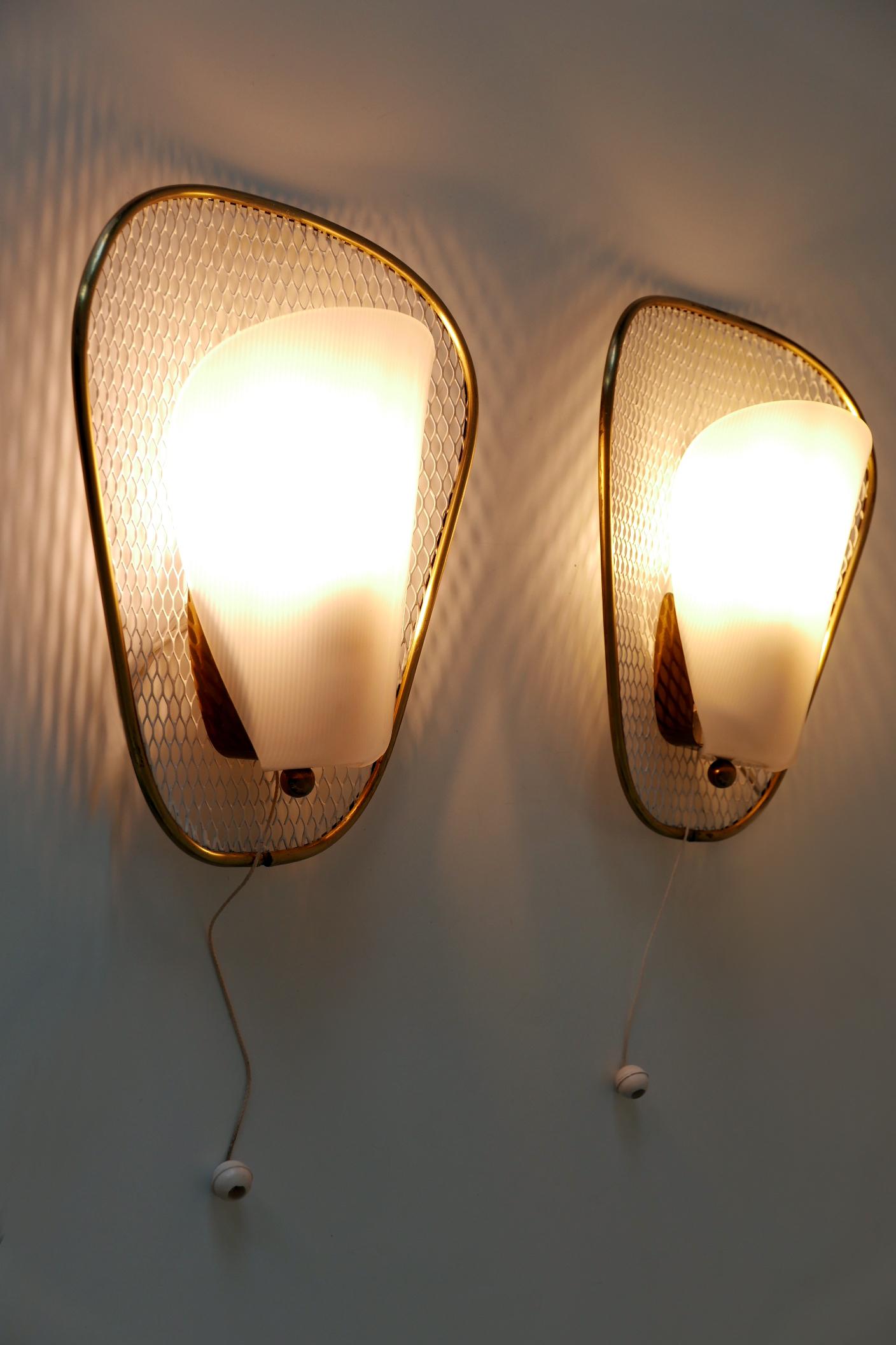 Set of Two Rare & Elegant Mid-Century Modern Sconces or Wall Lamps Germany 1950s For Sale 11