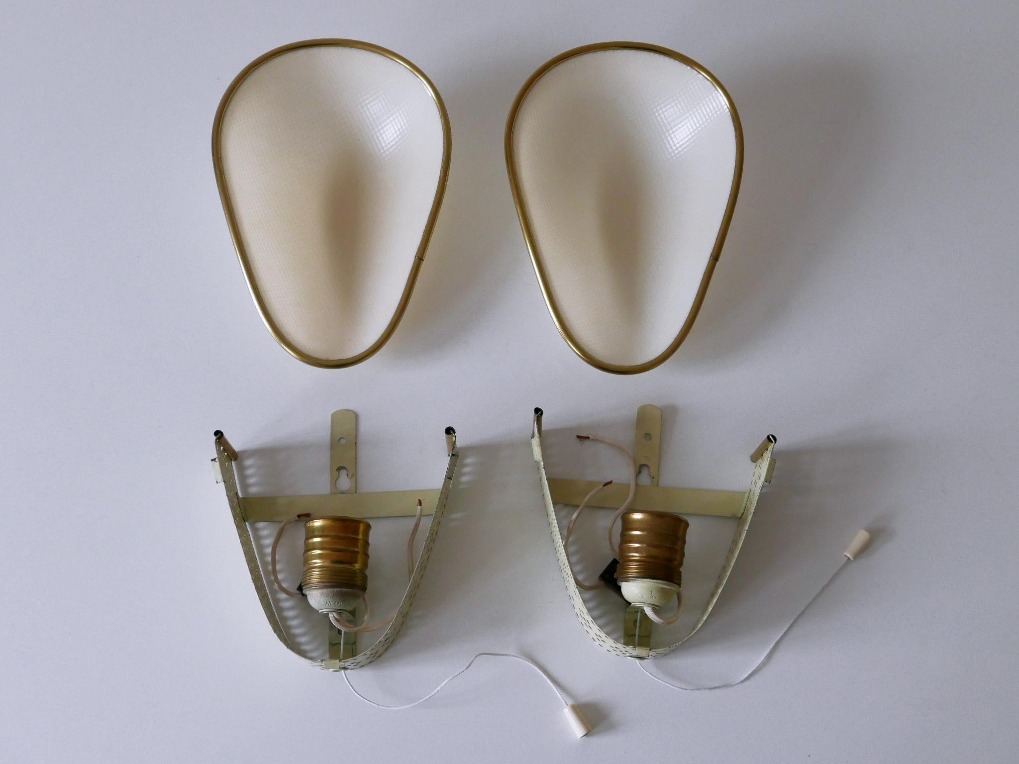 Set of Two Rare & Elegant Mid-Century Modern Sconces or Wall Lamps Germany 1950s For Sale 15