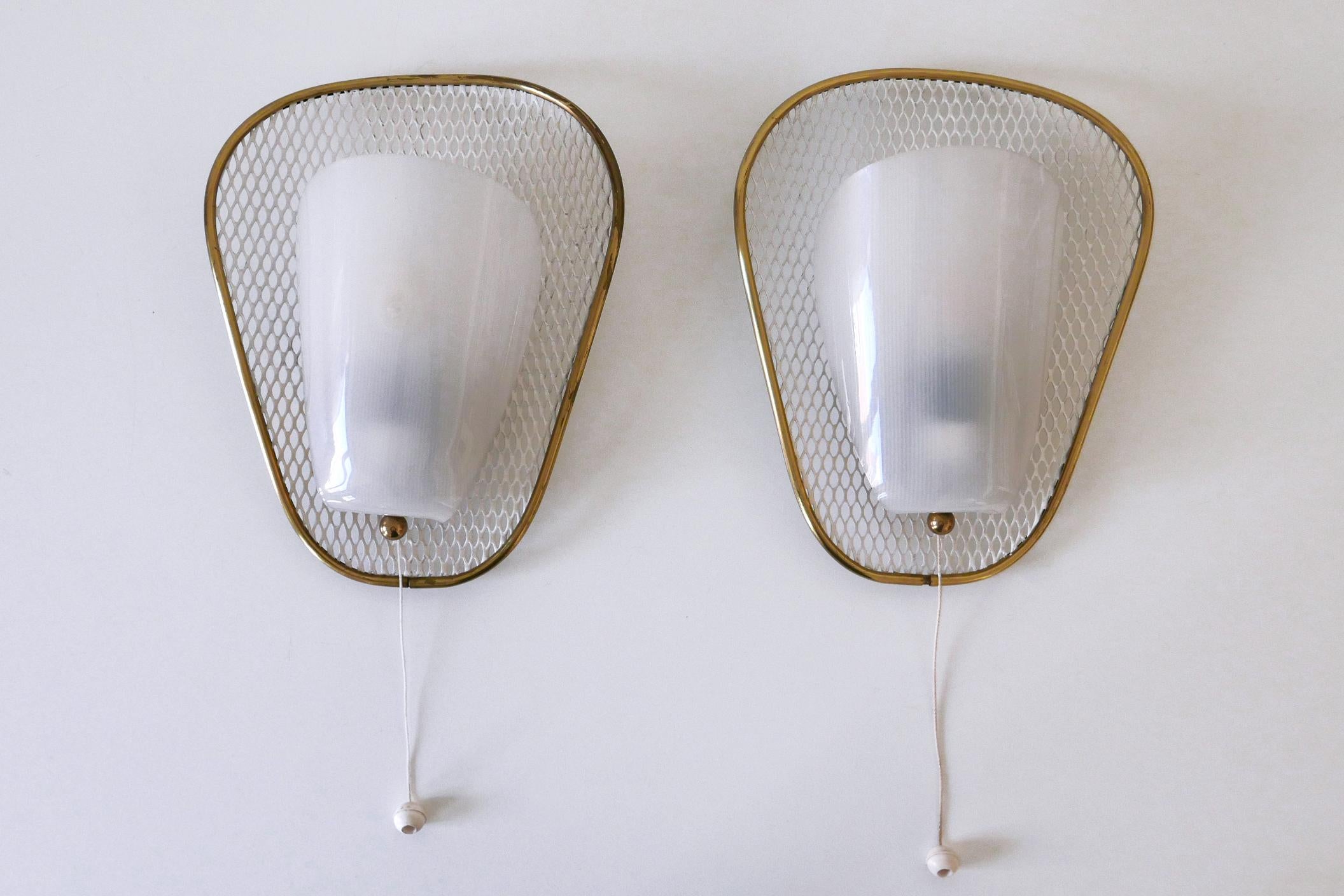 Set of Two Rare & Elegant Mid-Century Modern Sconces or Wall Lamps Germany 1950s For Sale 2