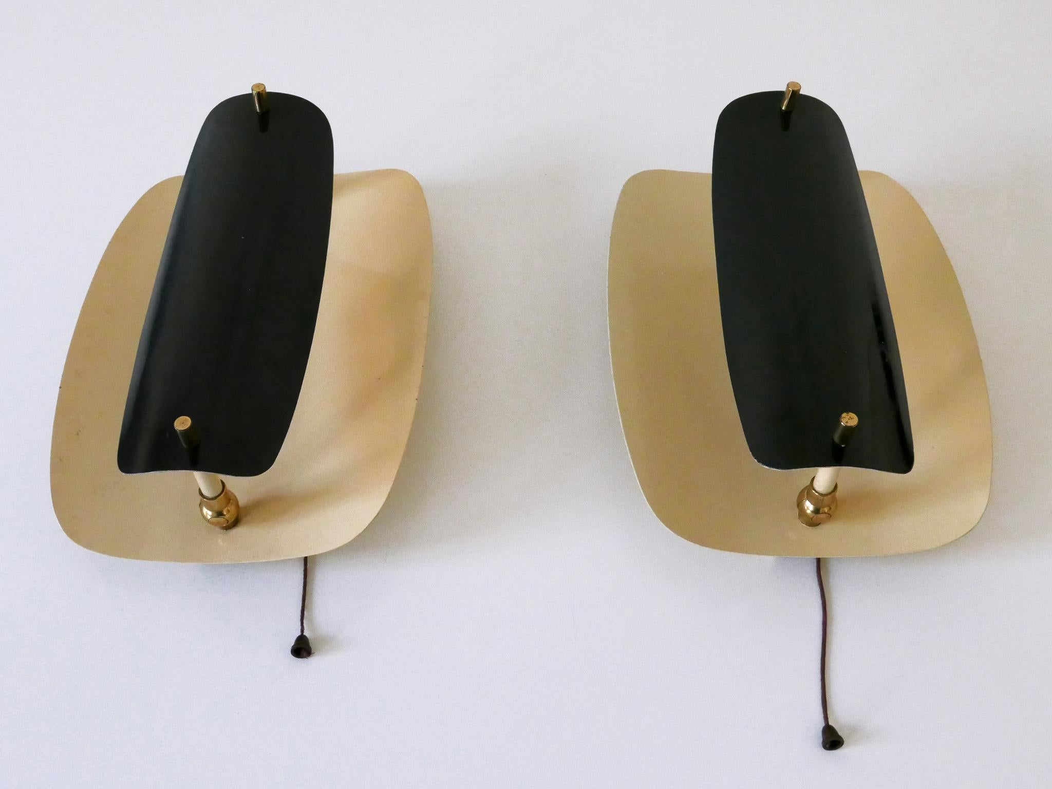 Set von zwei seltenen und eleganten Mid-Century-Modern-Wandleuchtern oder Wandlampen, Deutschland 1960er Jahre (Moderne der Mitte des Jahrhunderts) im Angebot