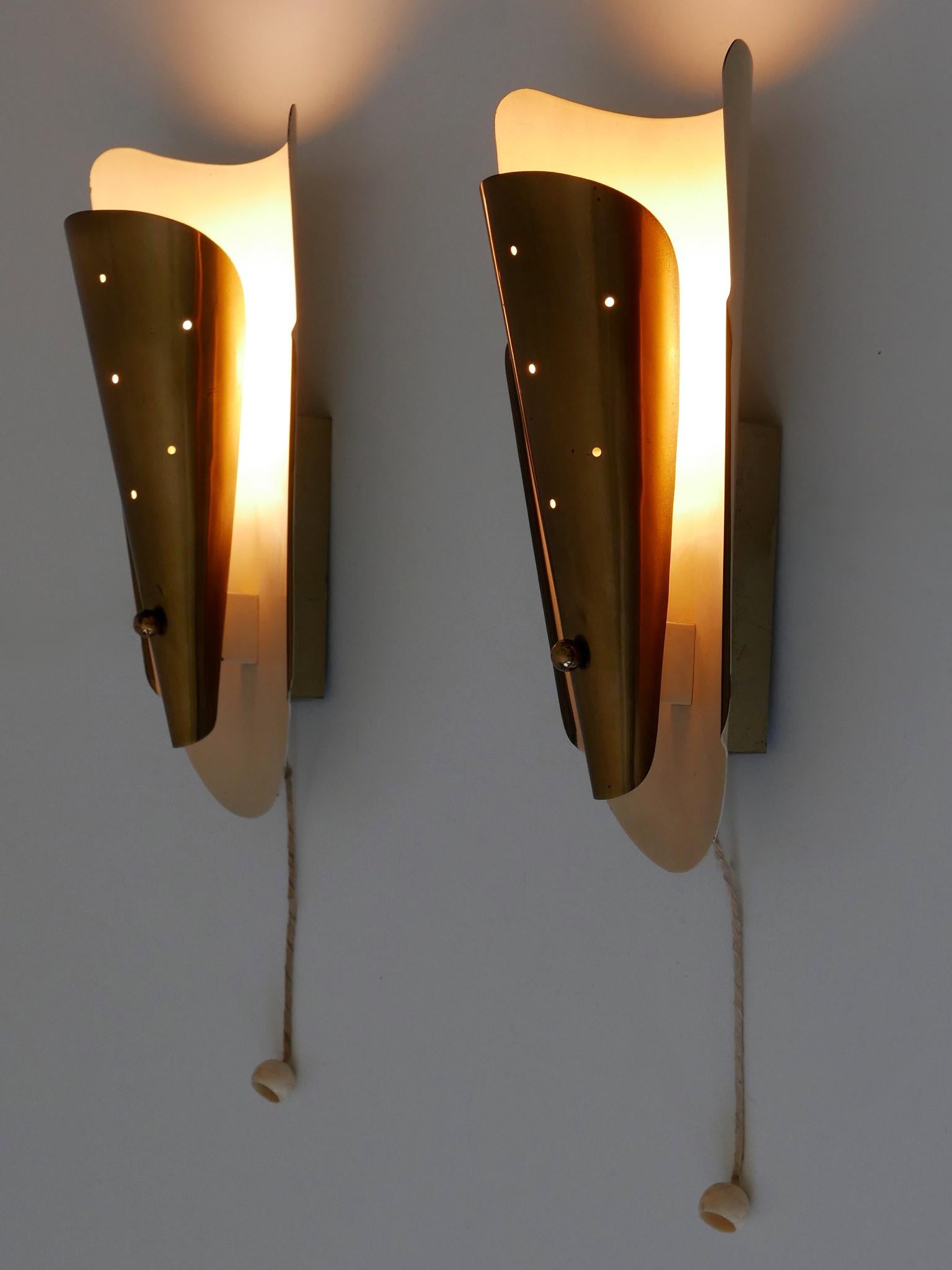 Set of Two Rare & Highly Decorative Mid-Century Modern Sconces Germany 1950s For Sale 9