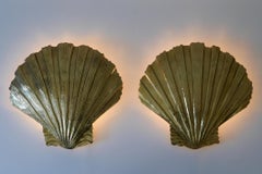 Satz von zwei seltenen & großen Mid-Century-Messing-Muschel-Konsolen von Hans Möller 1960er Jahre