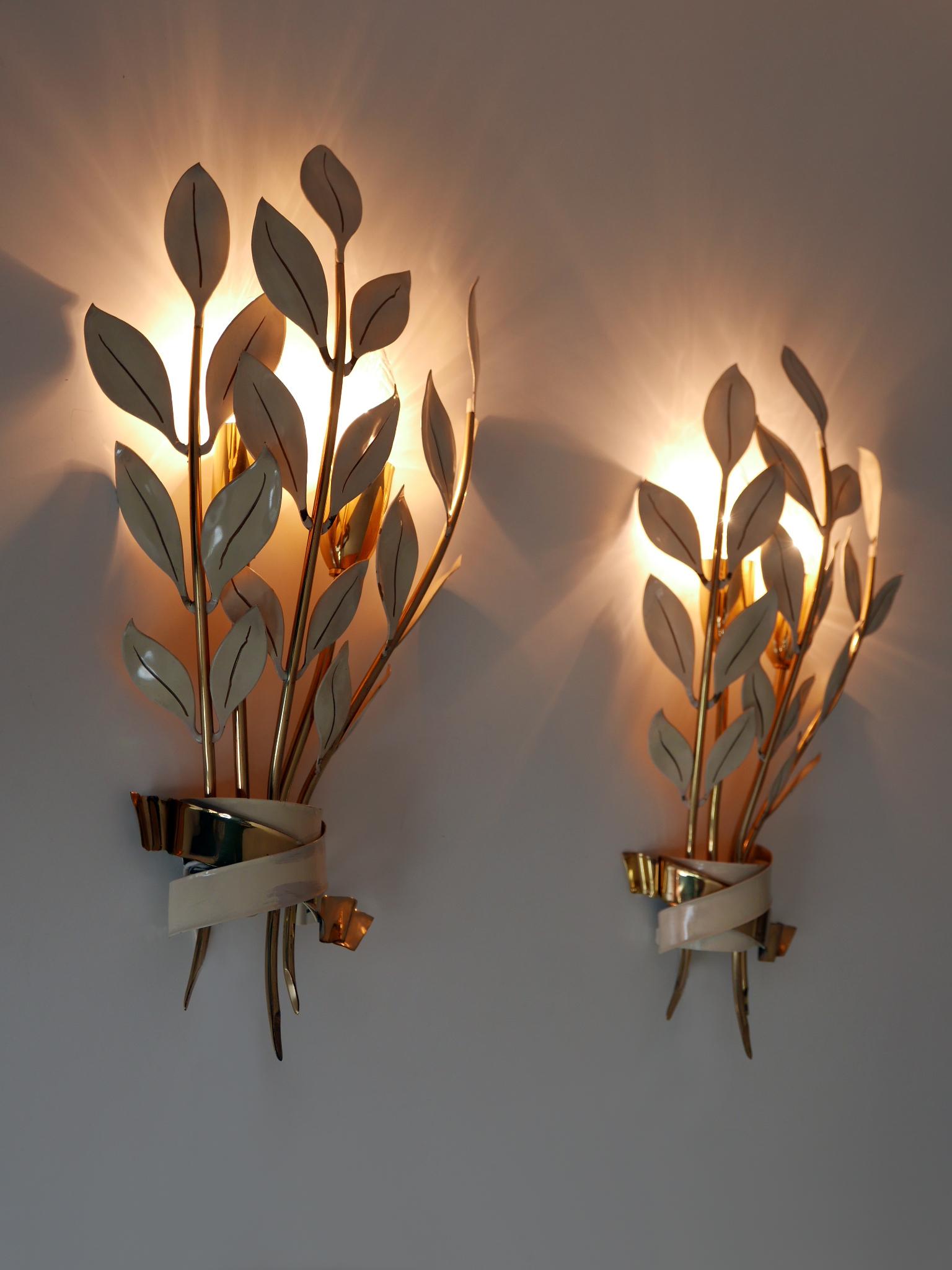 Set di due rare lampade a forma di bouquet di alloro di Vereinigte Werkstätten München 1950 in vendita 5
