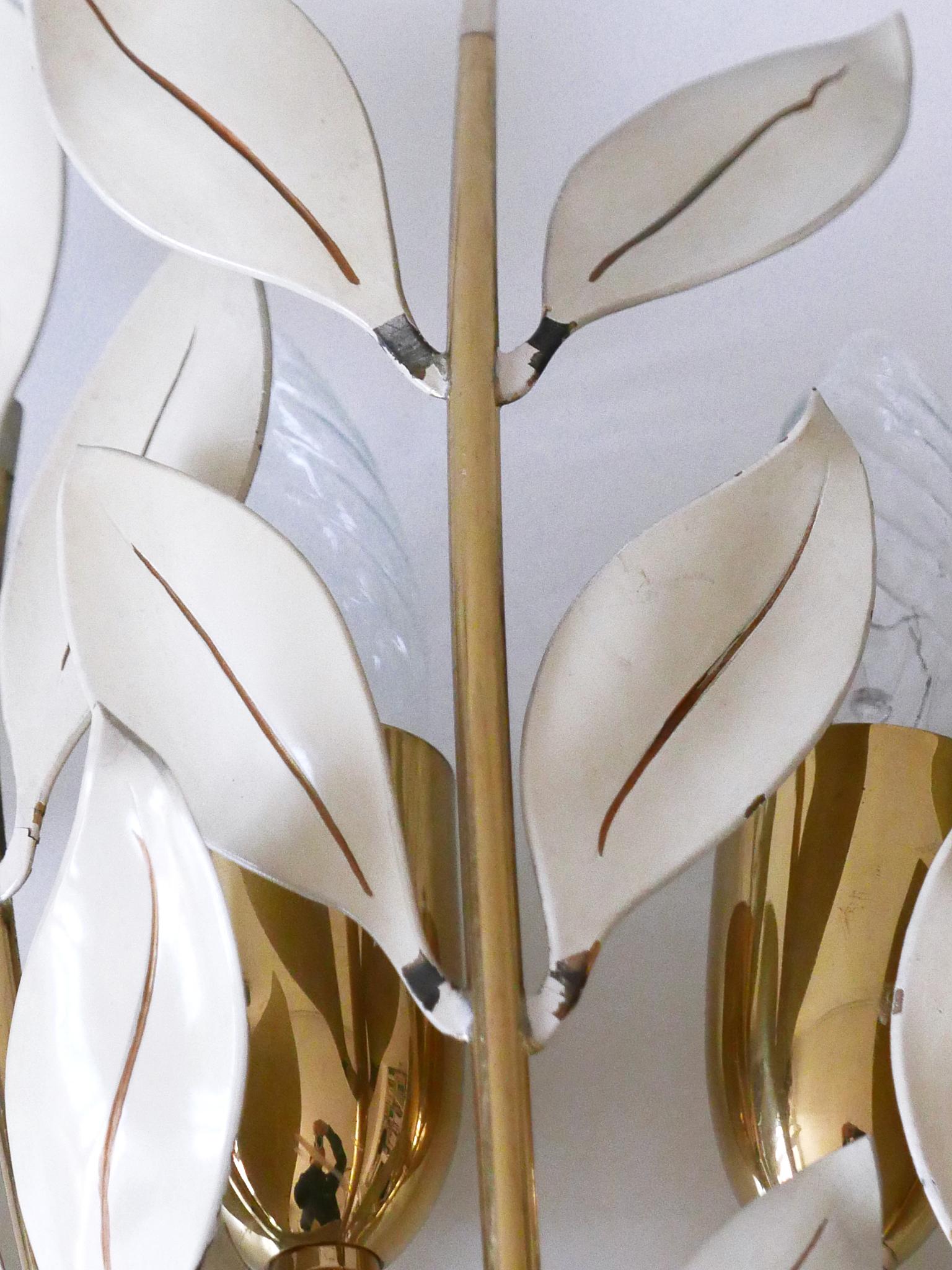 Set di due rare lampade a forma di bouquet di alloro di Vereinigte Werkstätten München 1950 in vendita 8