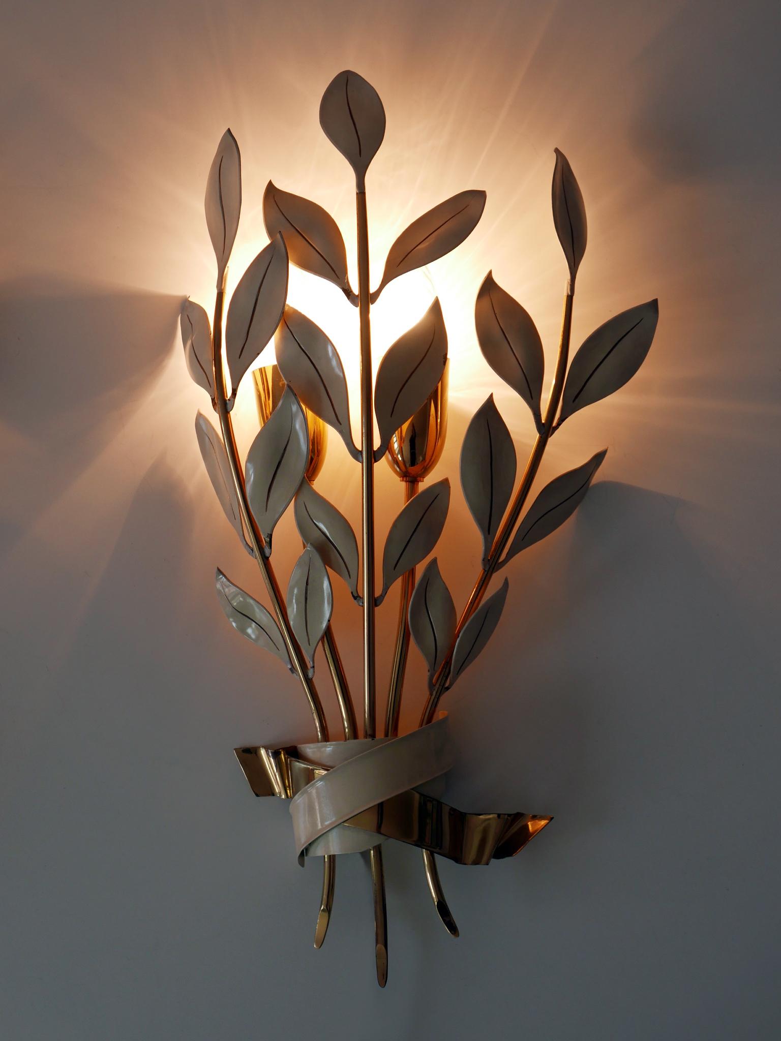 Set di due rare lampade a forma di bouquet di alloro di Vereinigte Werkstätten München 1950 in vendita 1